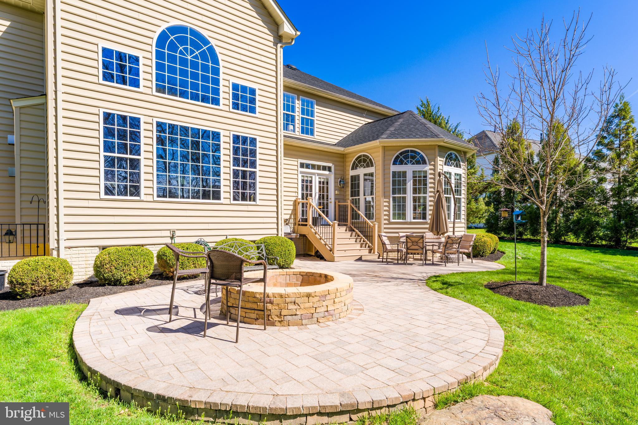 VILLAGE OF WAXPOOL - Residential