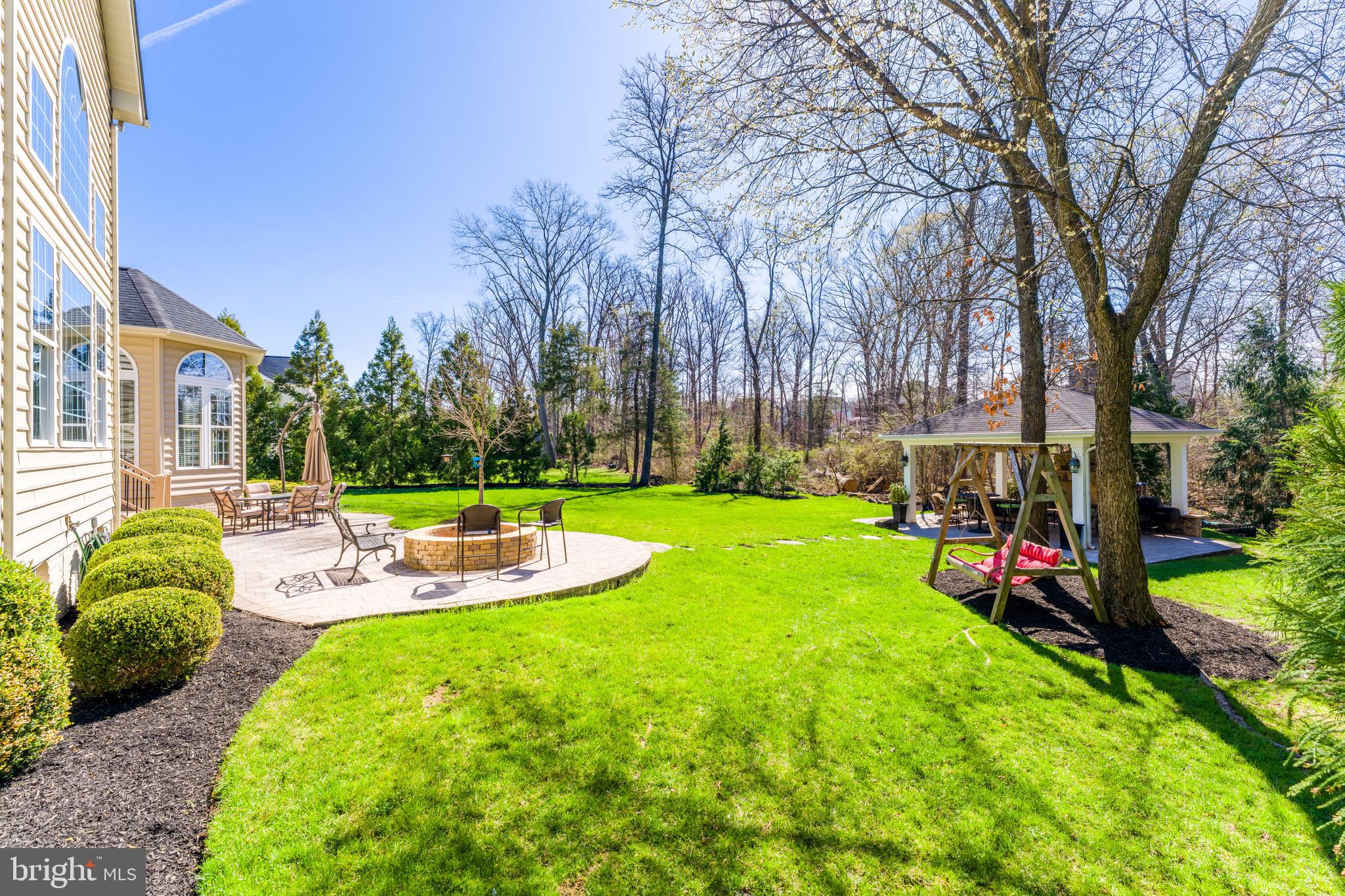 VILLAGE OF WAXPOOL - Residential