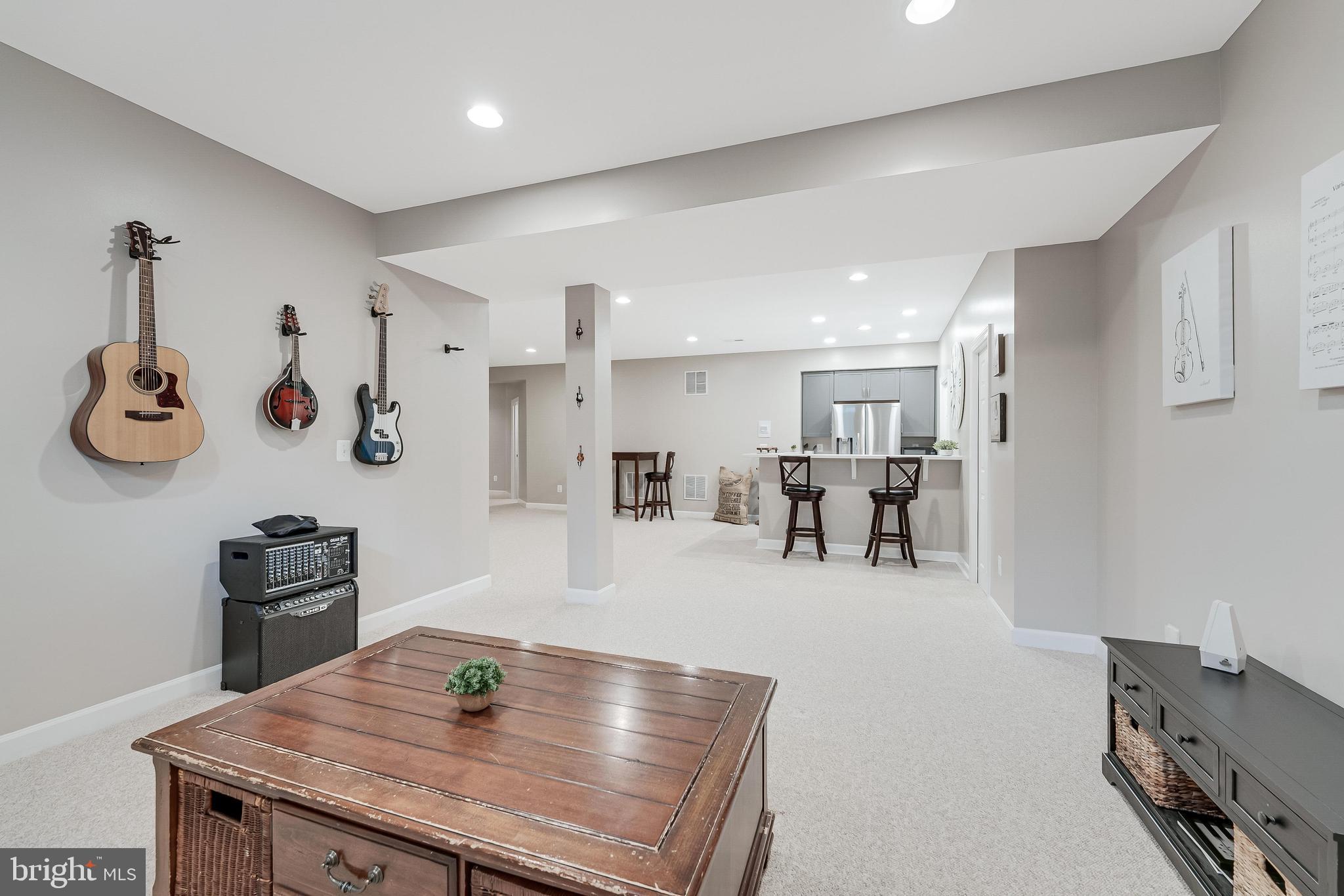 VILLAGE OF WAXPOOL - Residential