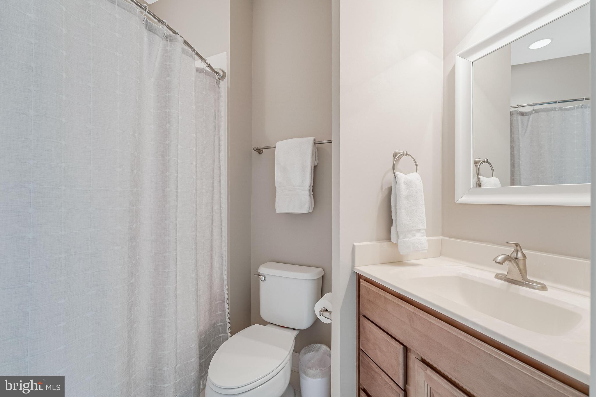 VILLAGE OF WAXPOOL - Residential