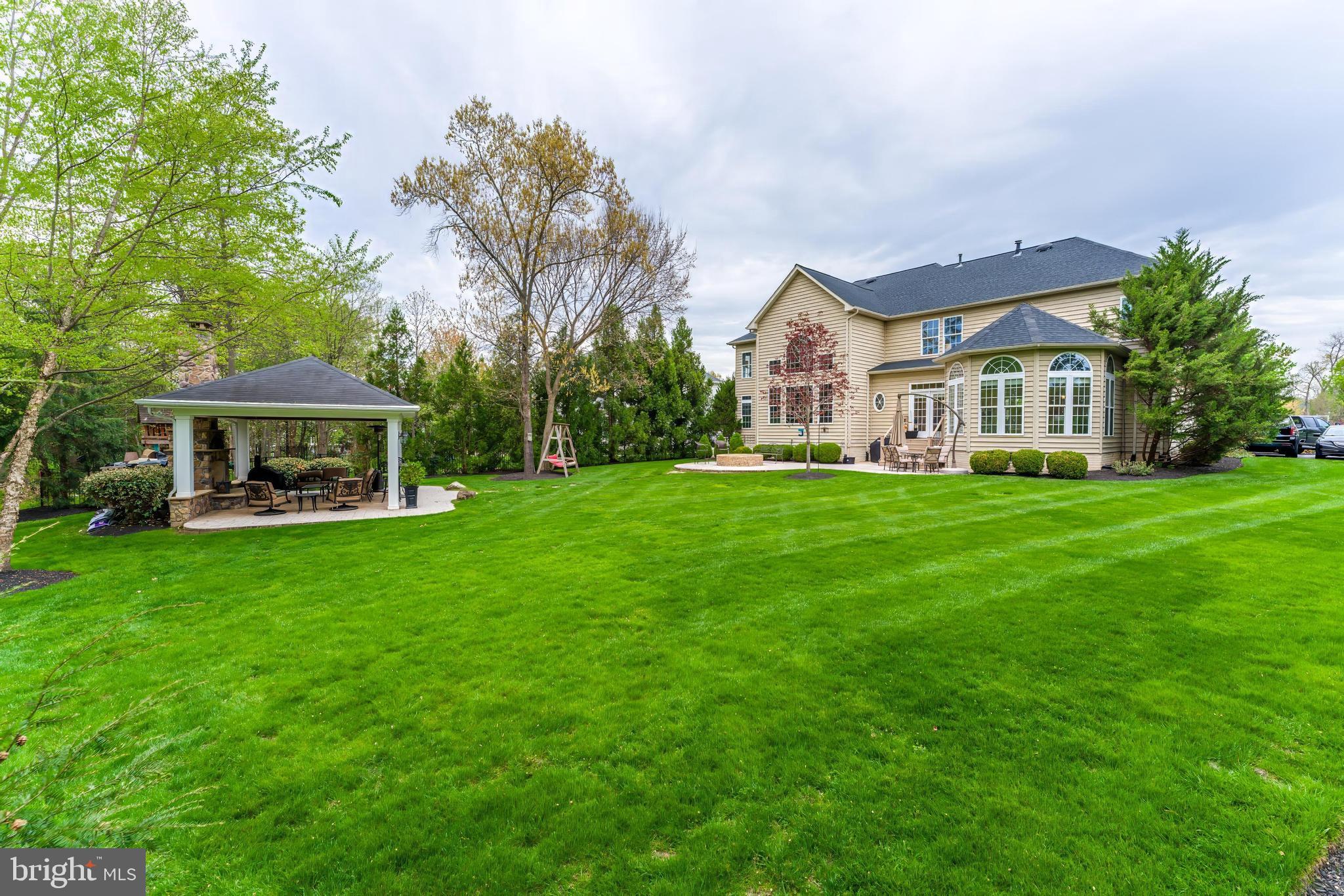 VILLAGE OF WAXPOOL - Residential