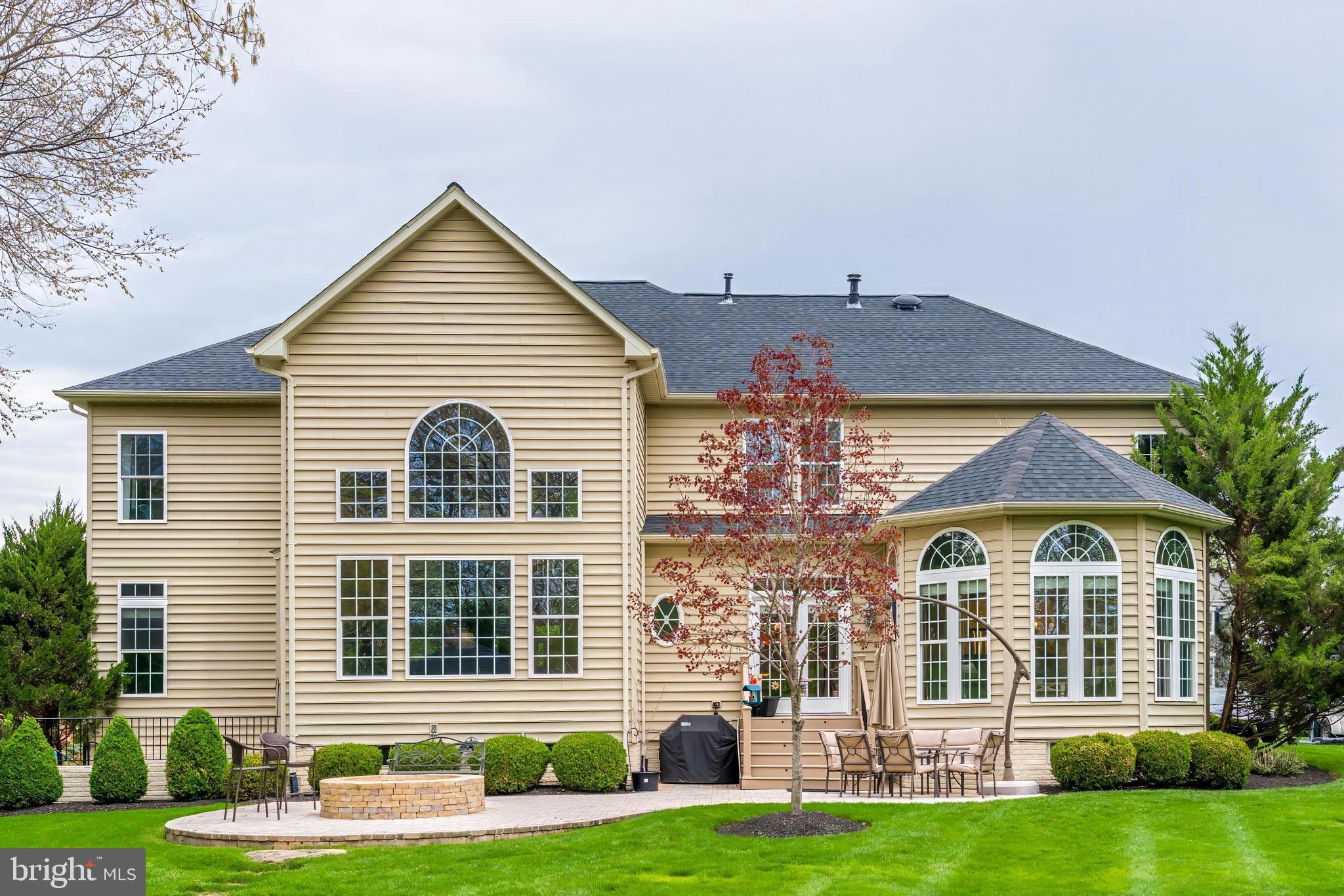 VILLAGE OF WAXPOOL - Residential