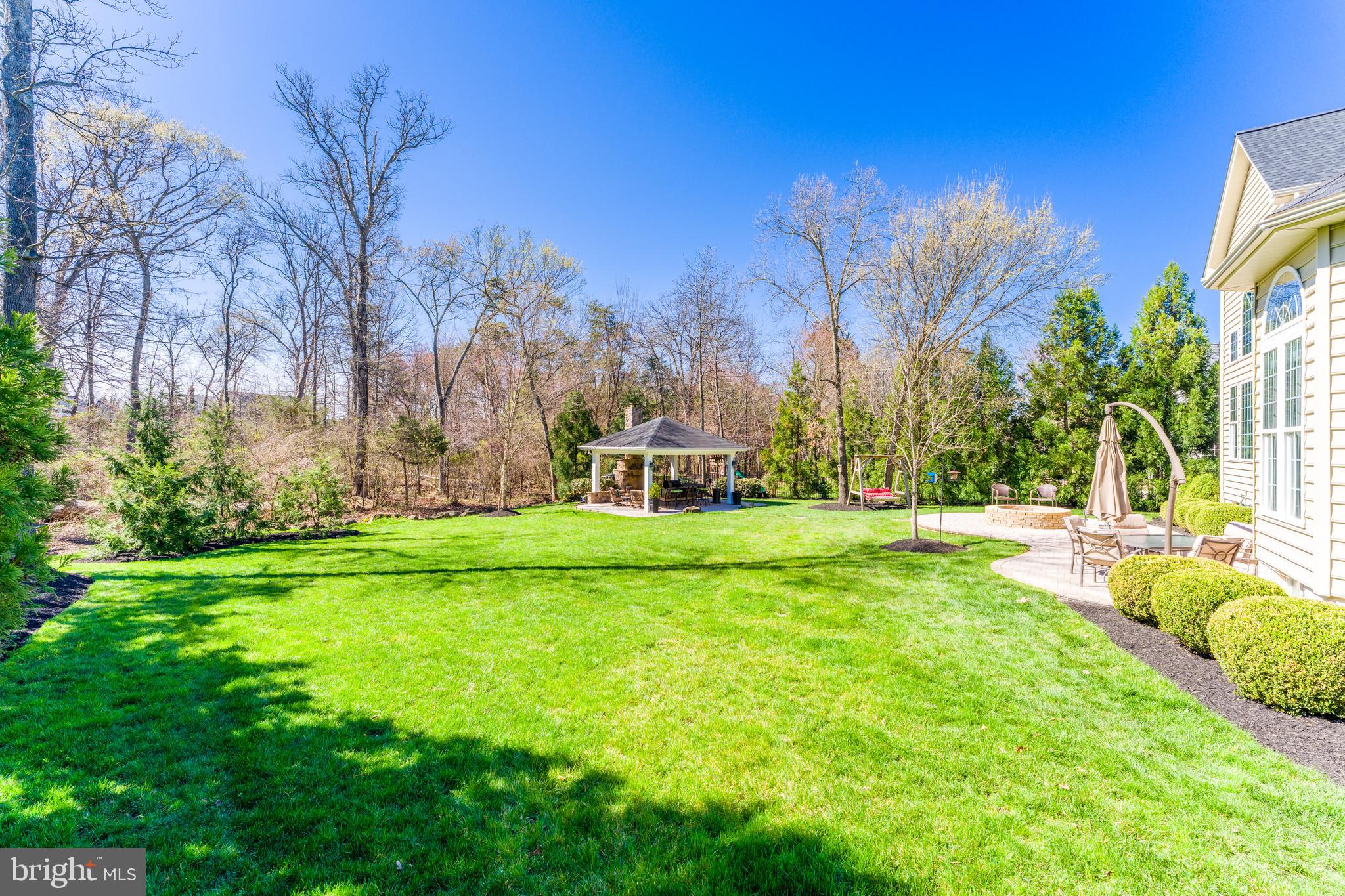 VILLAGE OF WAXPOOL - Residential