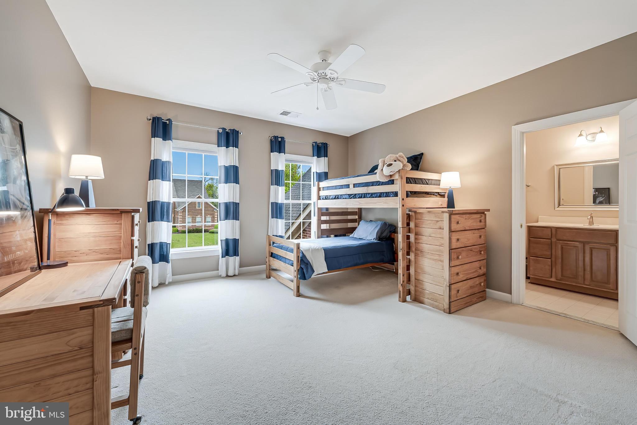 VILLAGE OF WAXPOOL - Residential