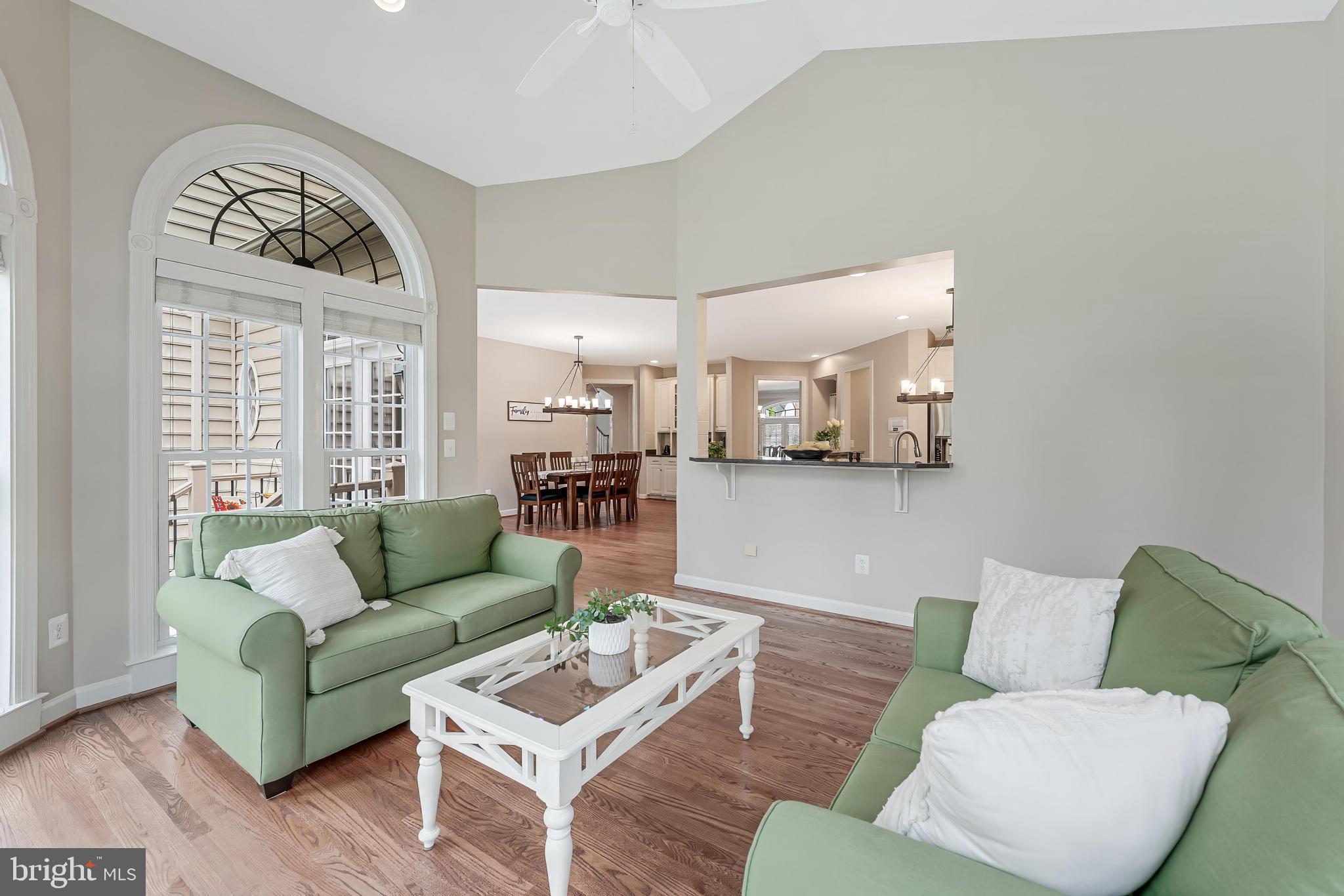 VILLAGE OF WAXPOOL - Residential