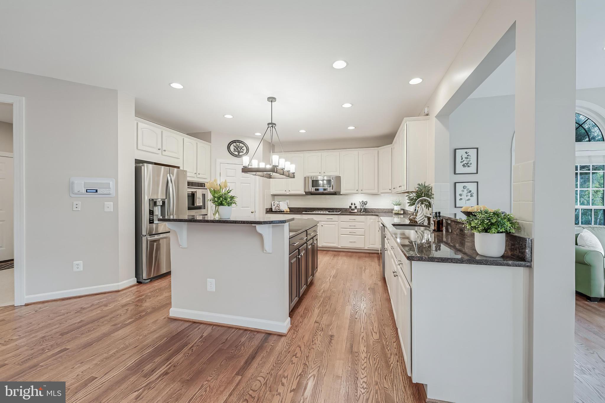 VILLAGE OF WAXPOOL - Residential