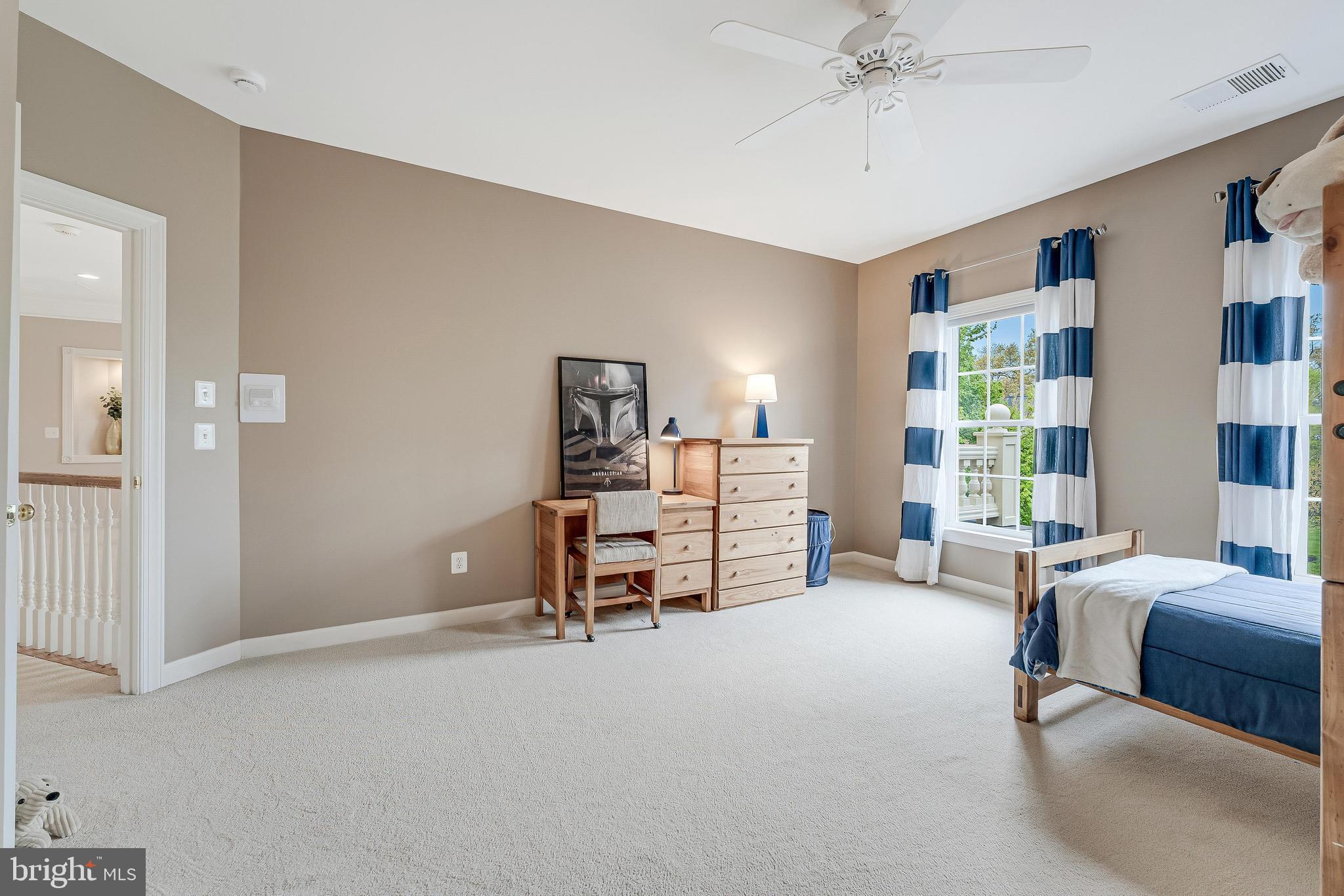 VILLAGE OF WAXPOOL - Residential