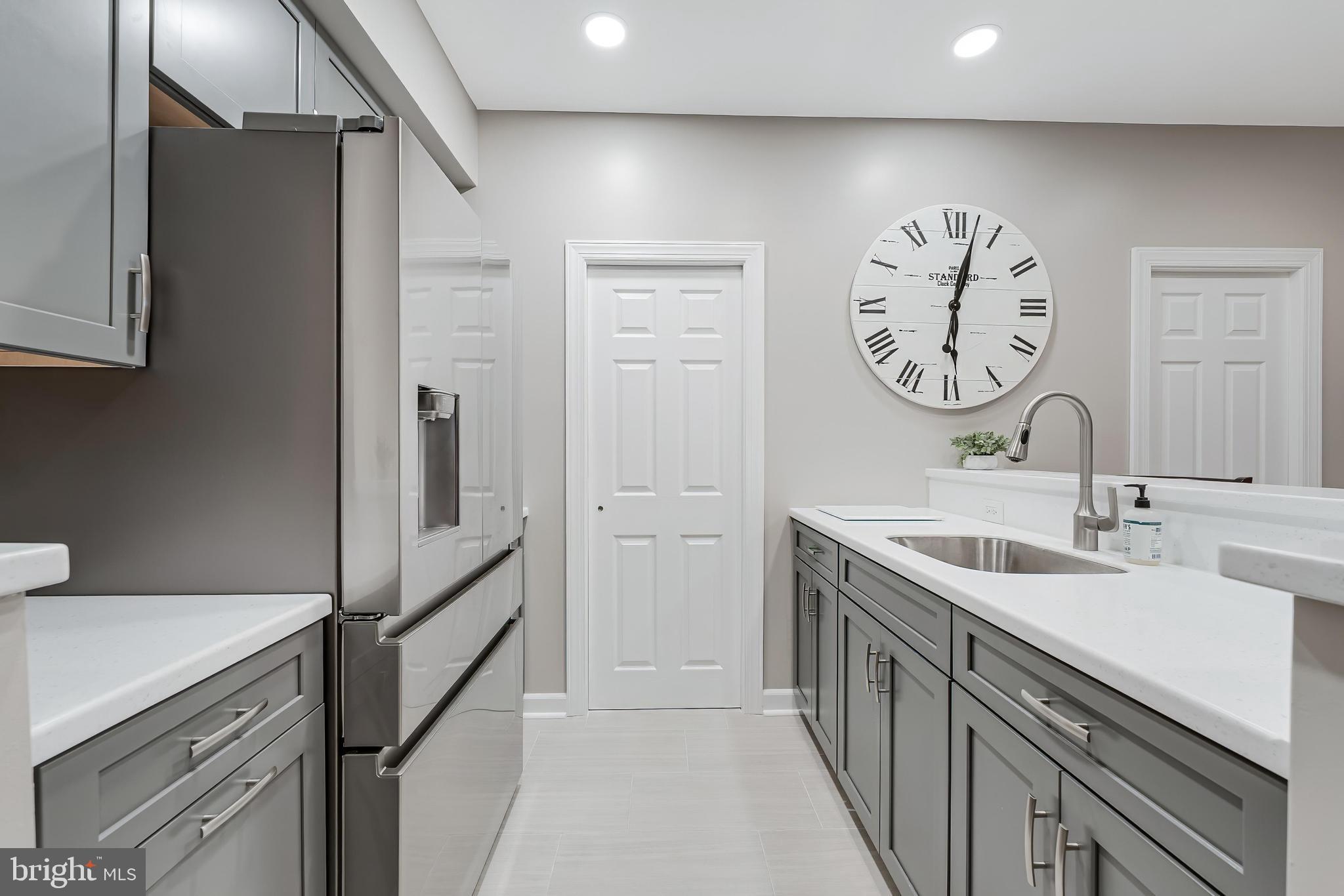 VILLAGE OF WAXPOOL - Residential