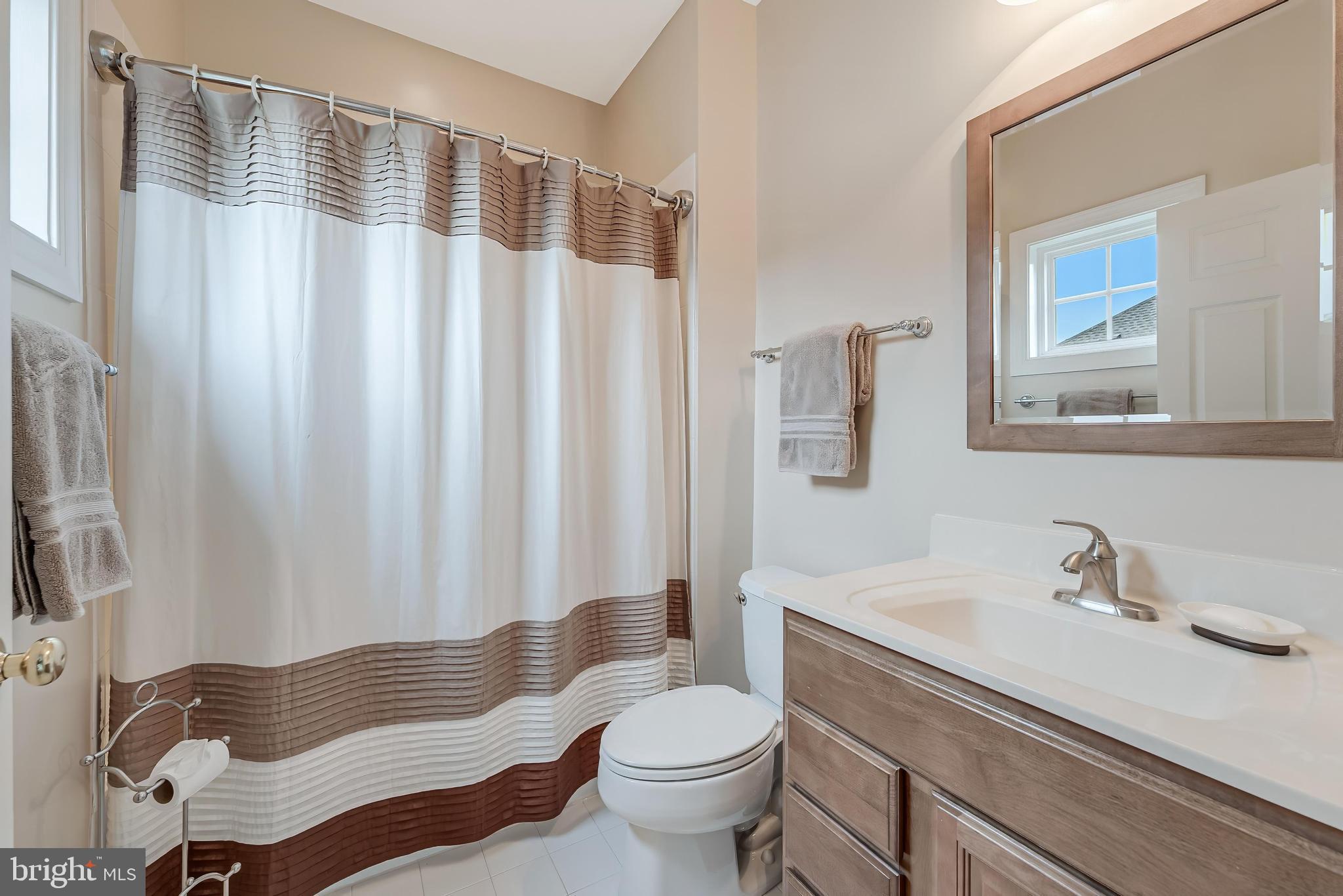 VILLAGE OF WAXPOOL - Residential