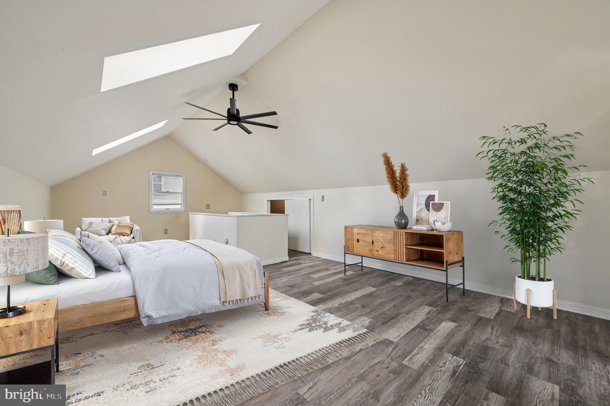 WILLIAMSBURG - Residential