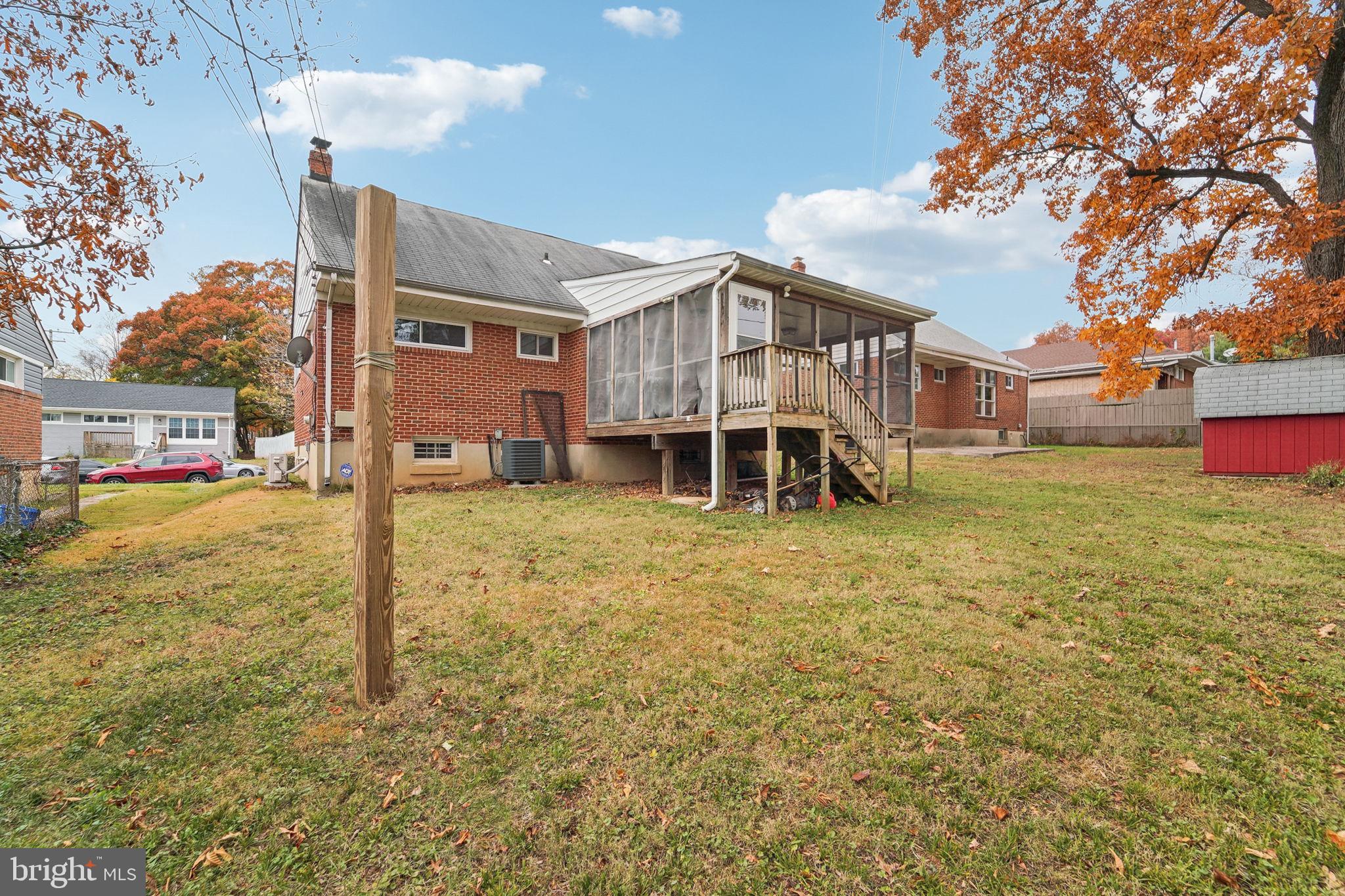 WILLIAMSBURG - Residential