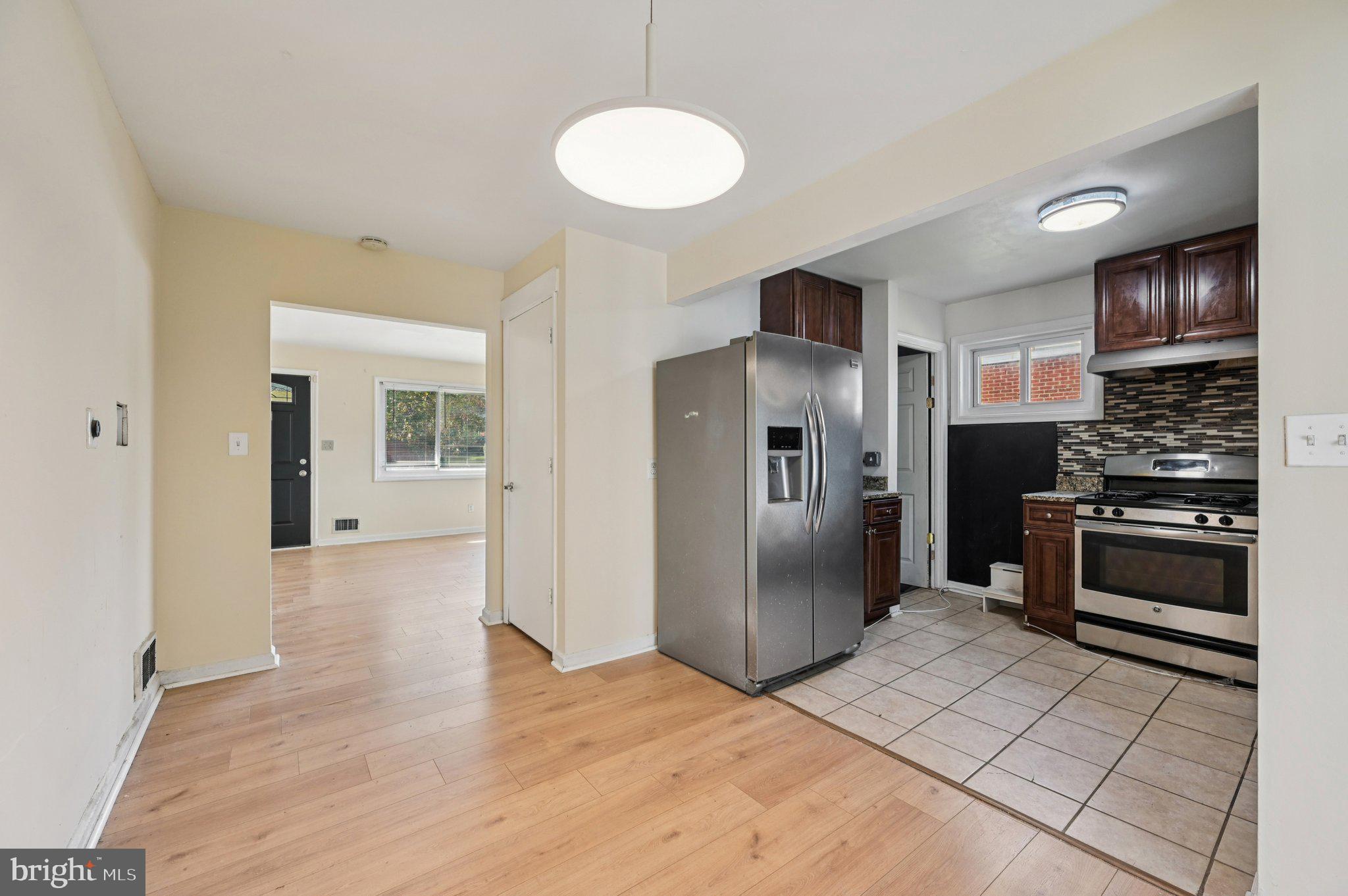 WILLIAMSBURG - Residential