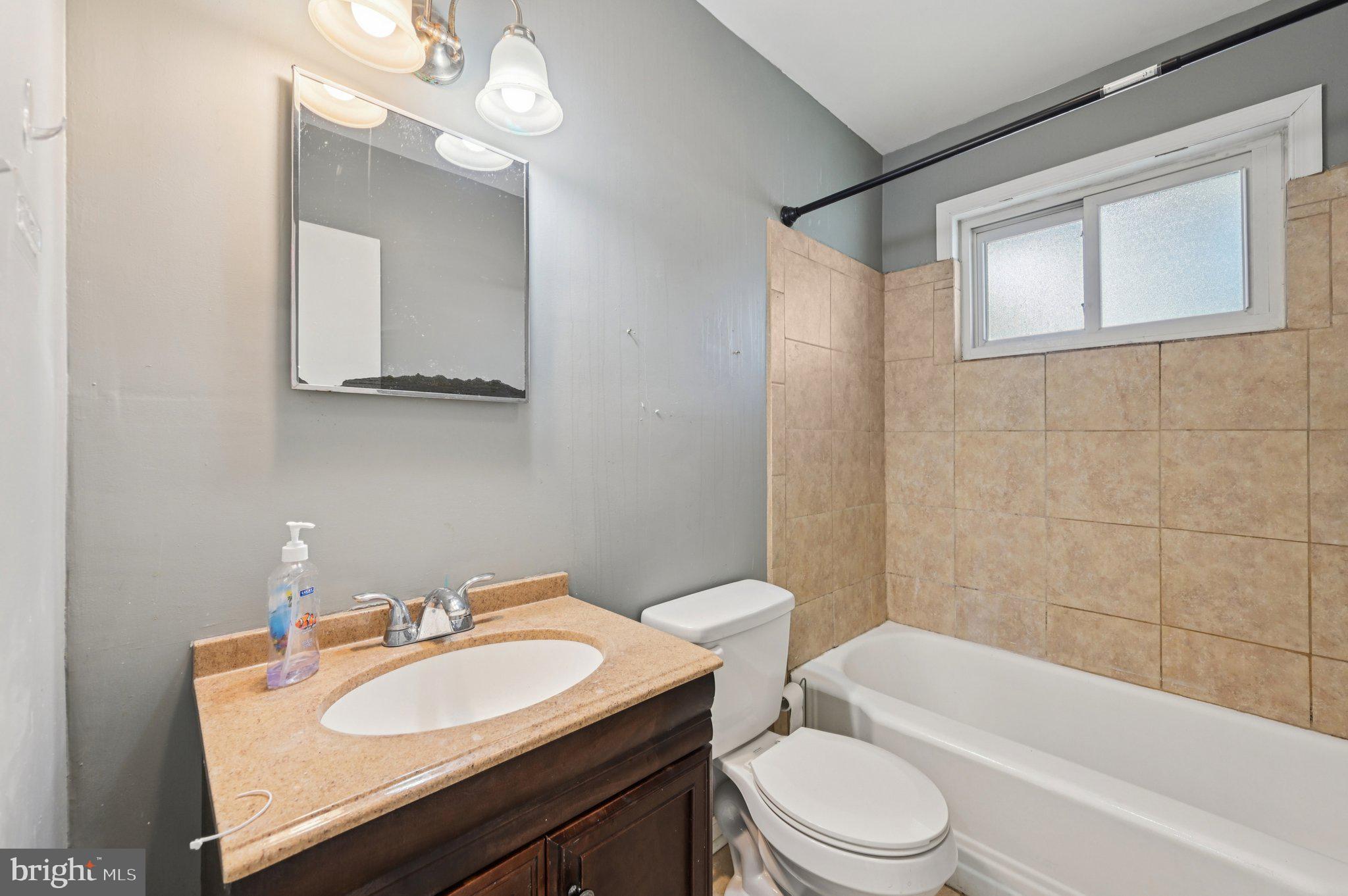 WILLIAMSBURG - Residential