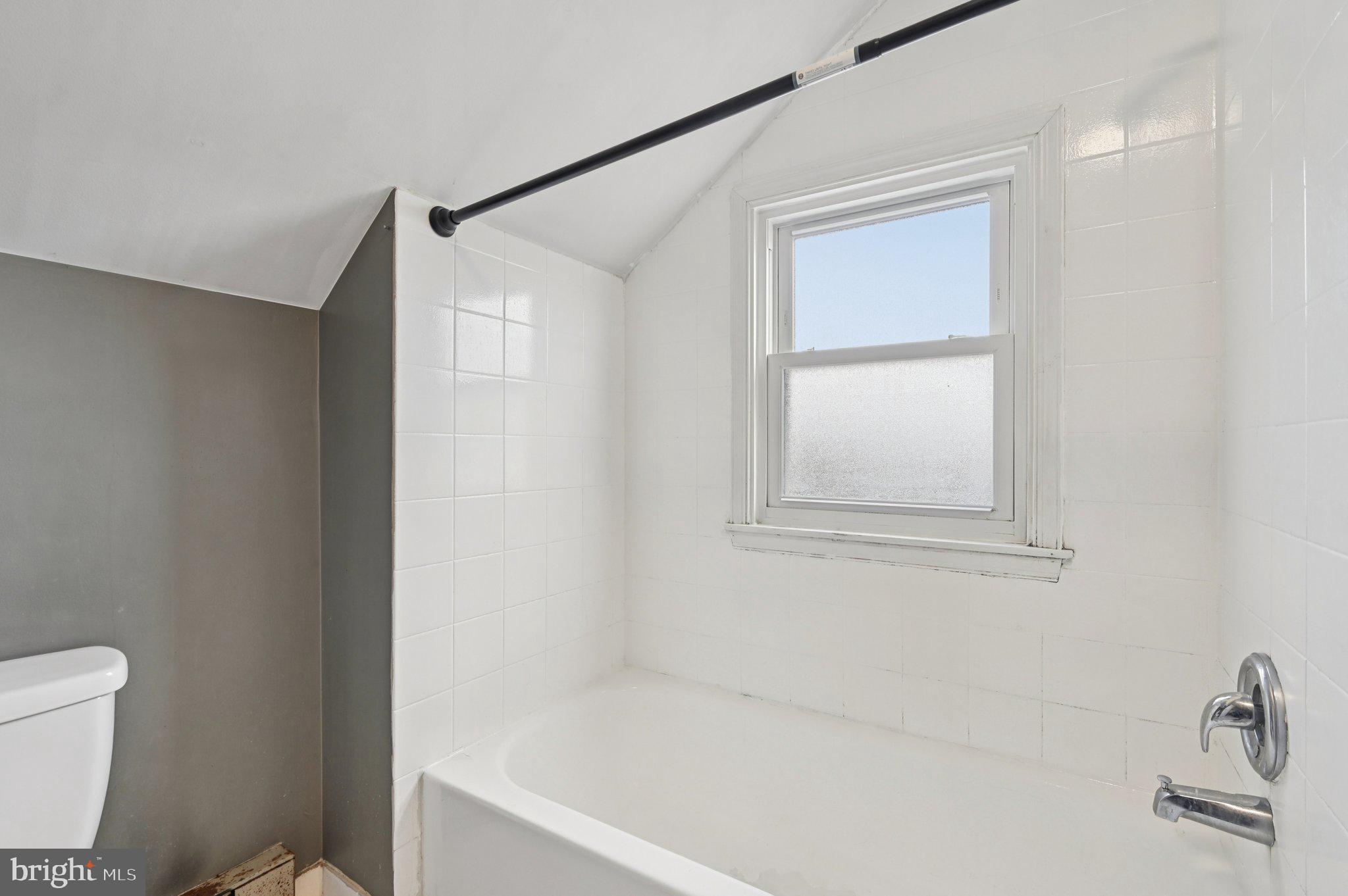 WILLIAMSBURG - Residential