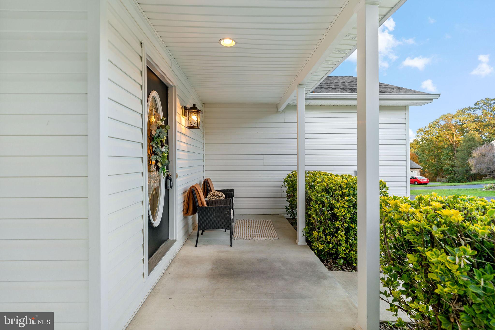 MIDDLE CREEK MANOR - Residential