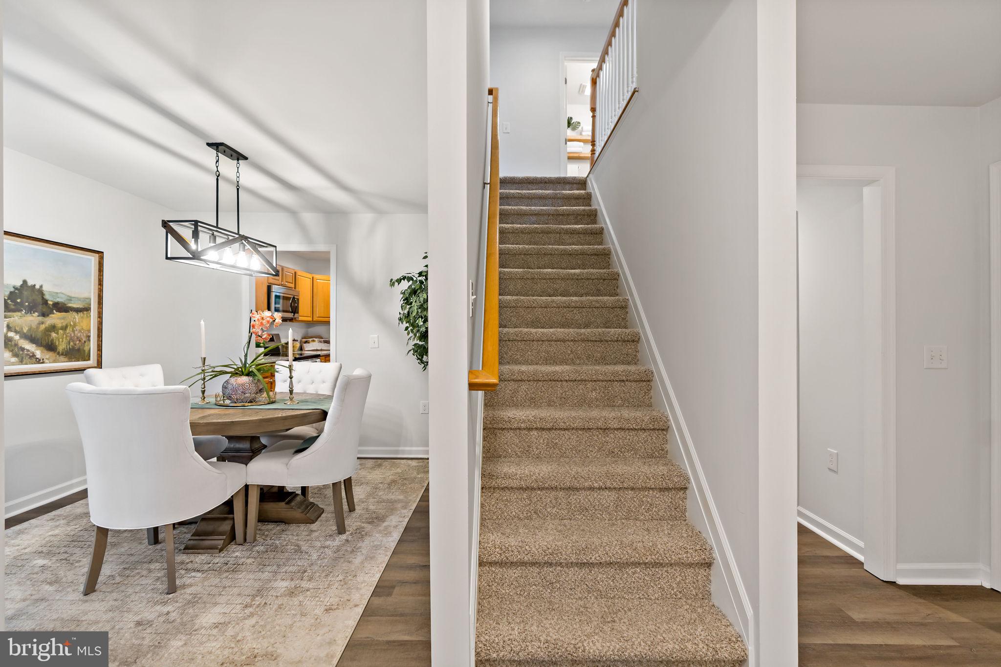 MIDDLE CREEK MANOR - Residential