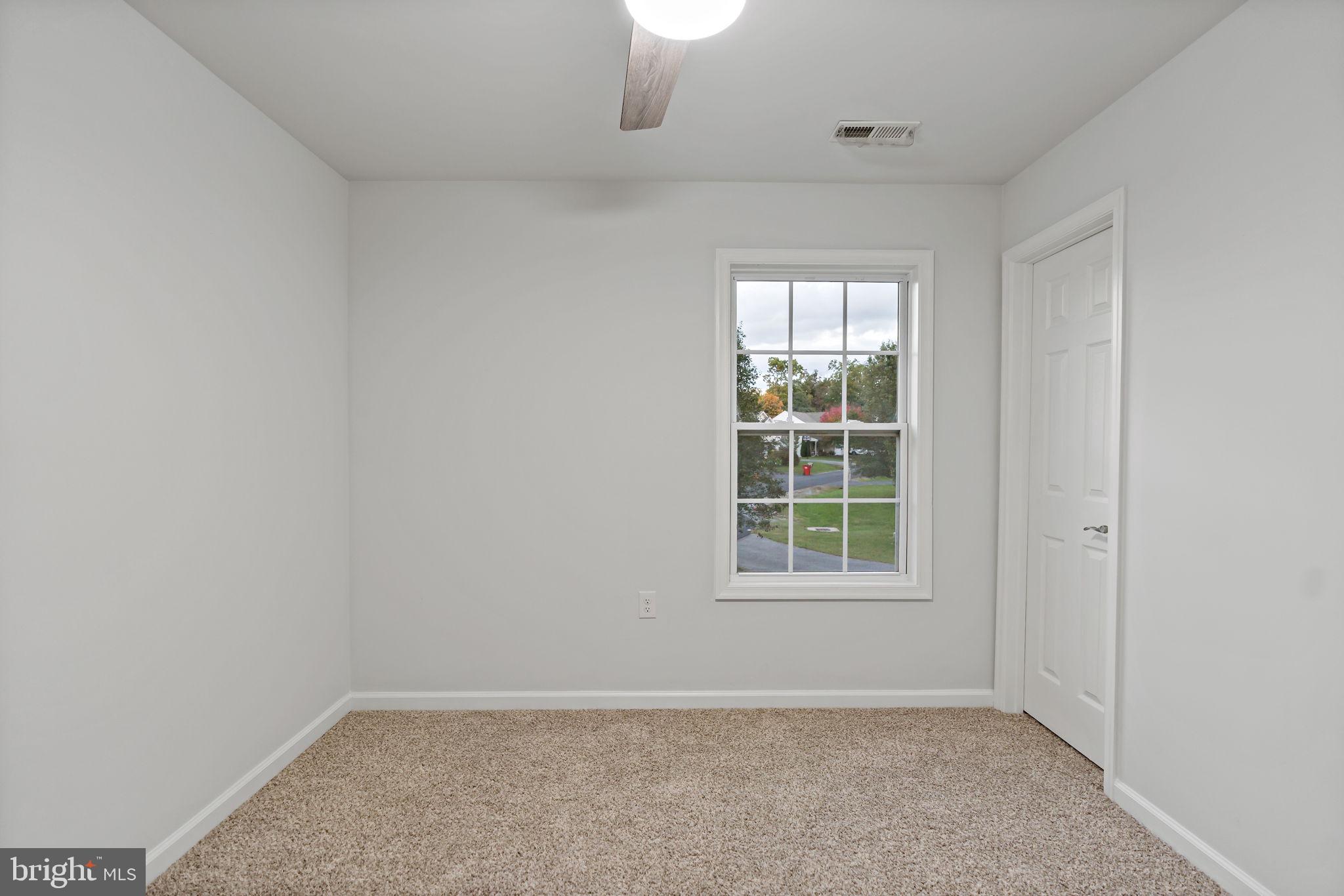 MIDDLE CREEK MANOR - Residential