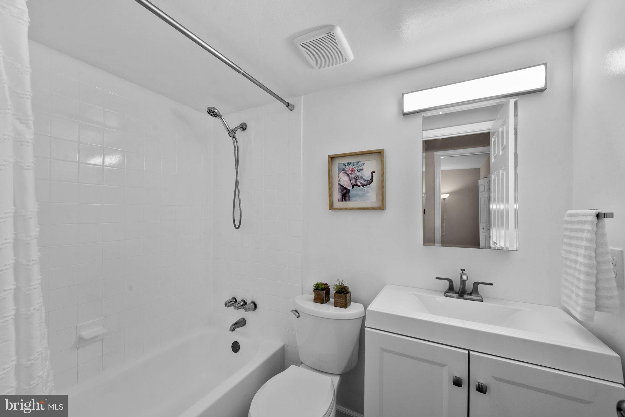 CHESTNUT GROVE - Residential