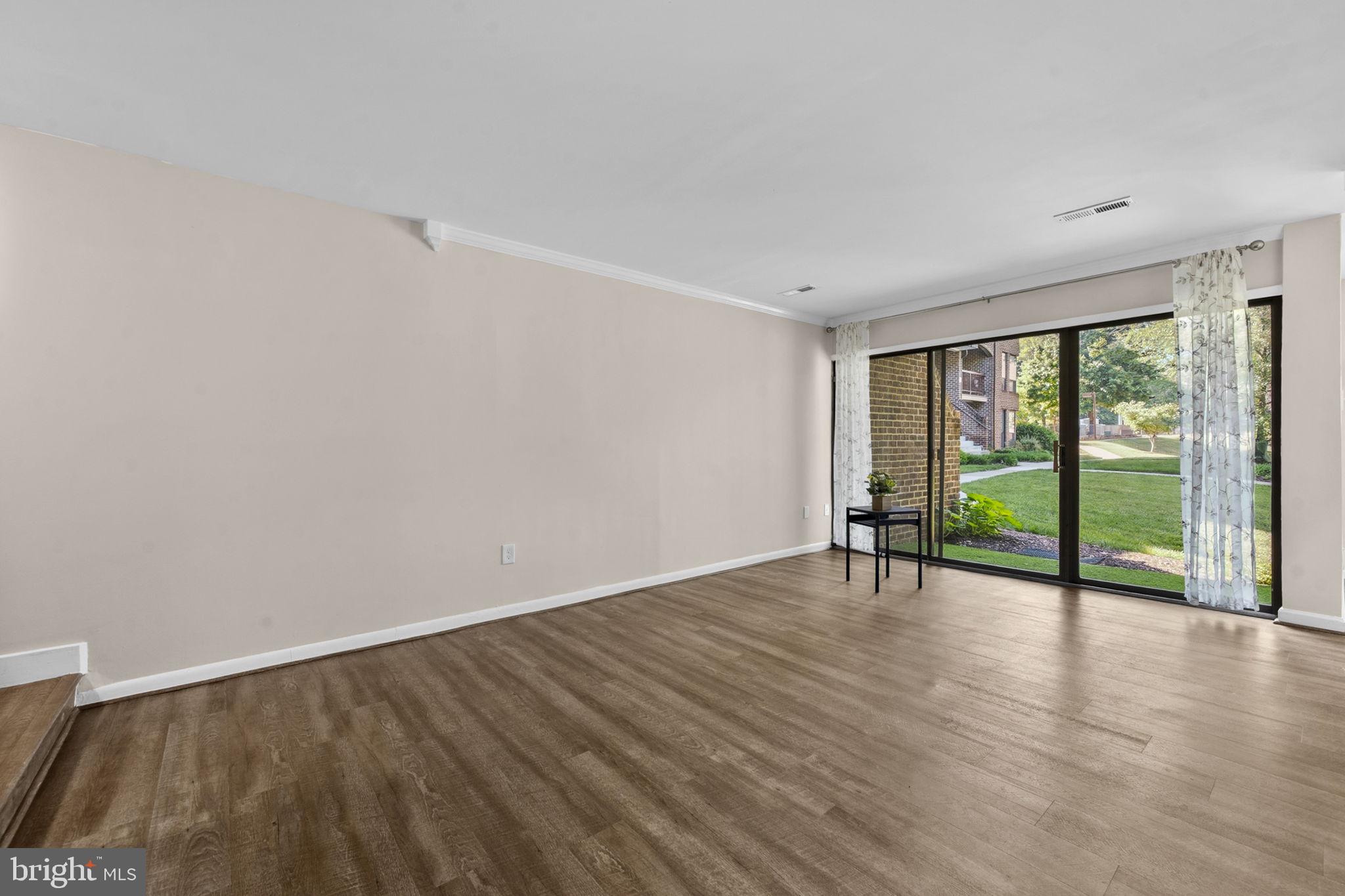 CHESTNUT GROVE - Residential