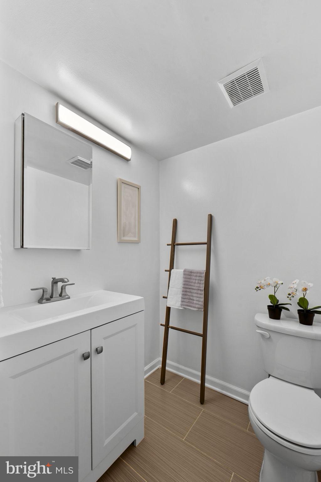 CHESTNUT GROVE - Residential
