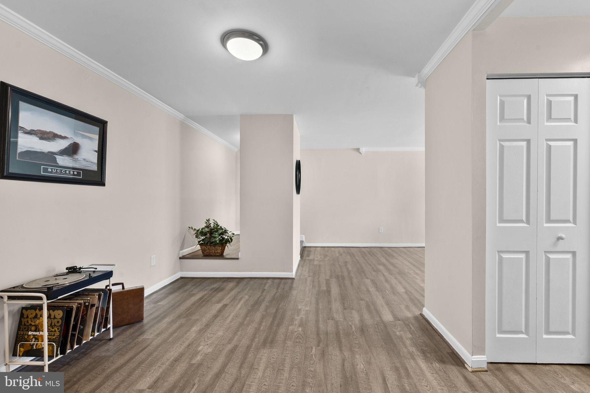 CHESTNUT GROVE - Residential