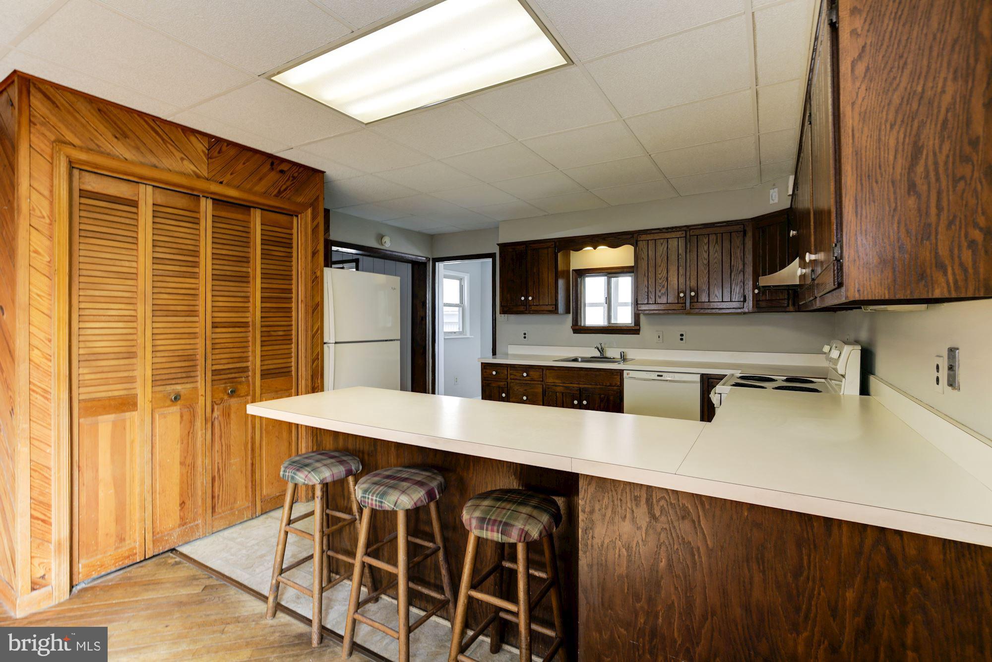 EASTERN TERRACE - Residential