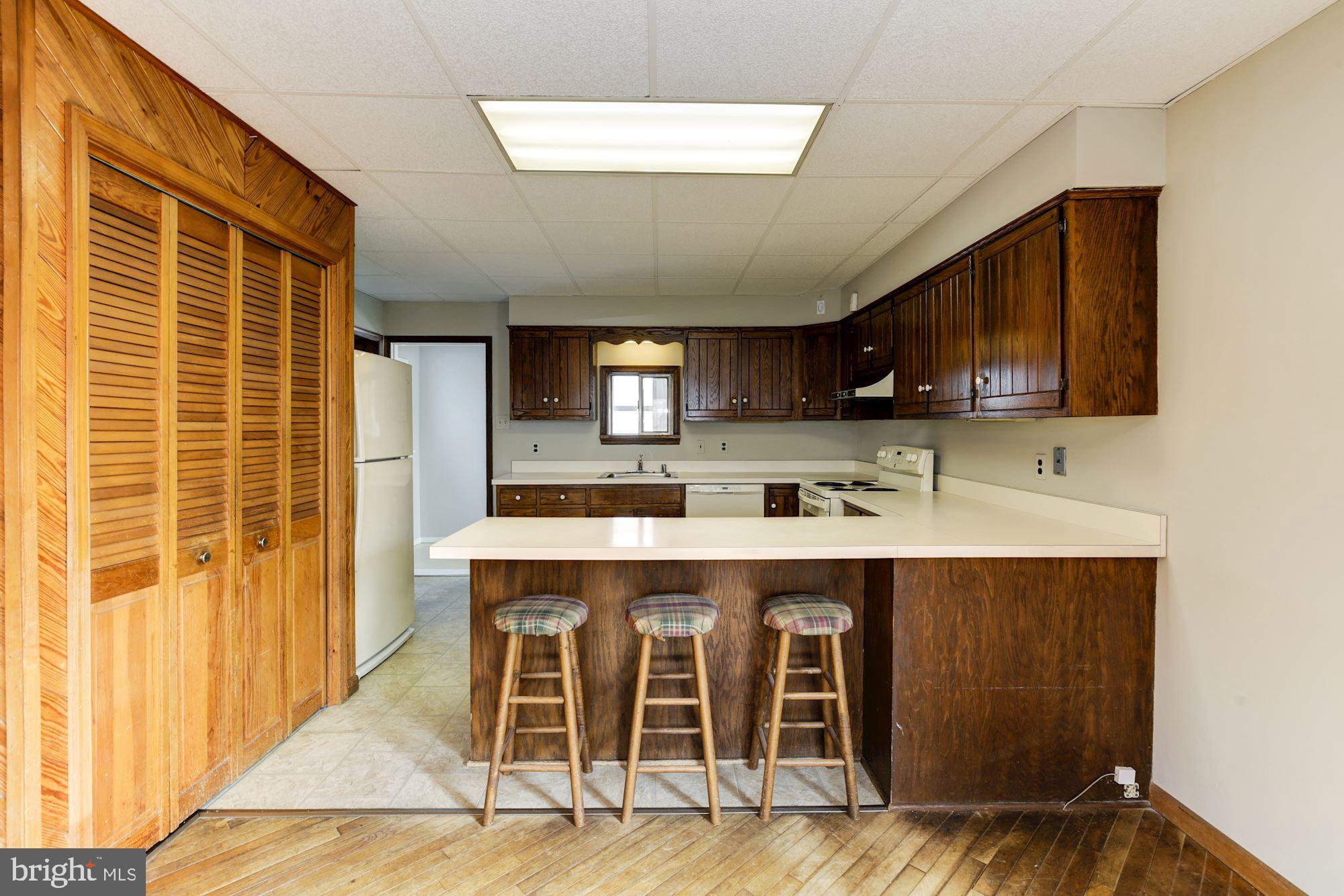 EASTERN TERRACE - Residential