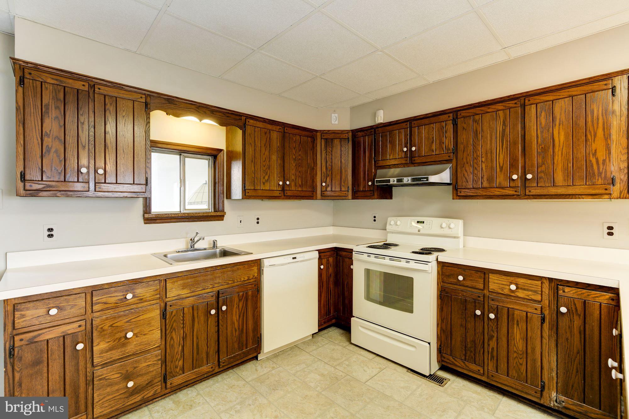 EASTERN TERRACE - Residential