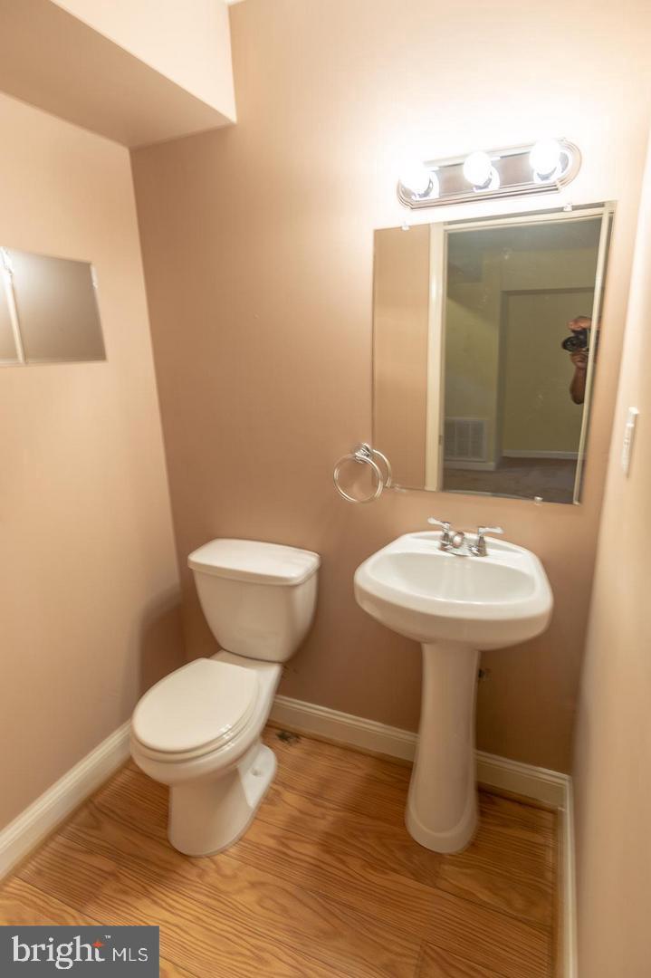 TOP OF THE PARK - Residential Lease