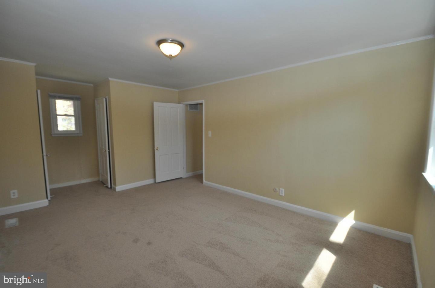 TOP OF THE PARK - Residential Lease