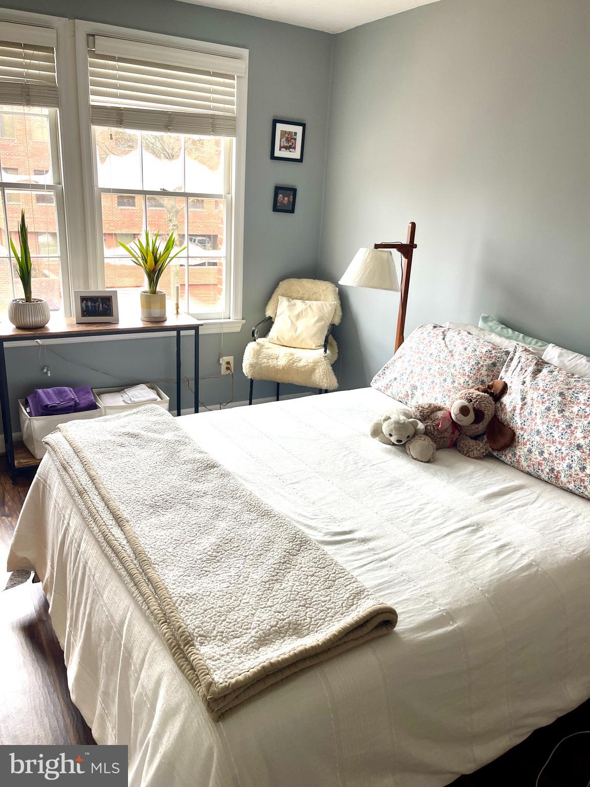 RIVERTON CONDOMINIUMS - Residential Lease