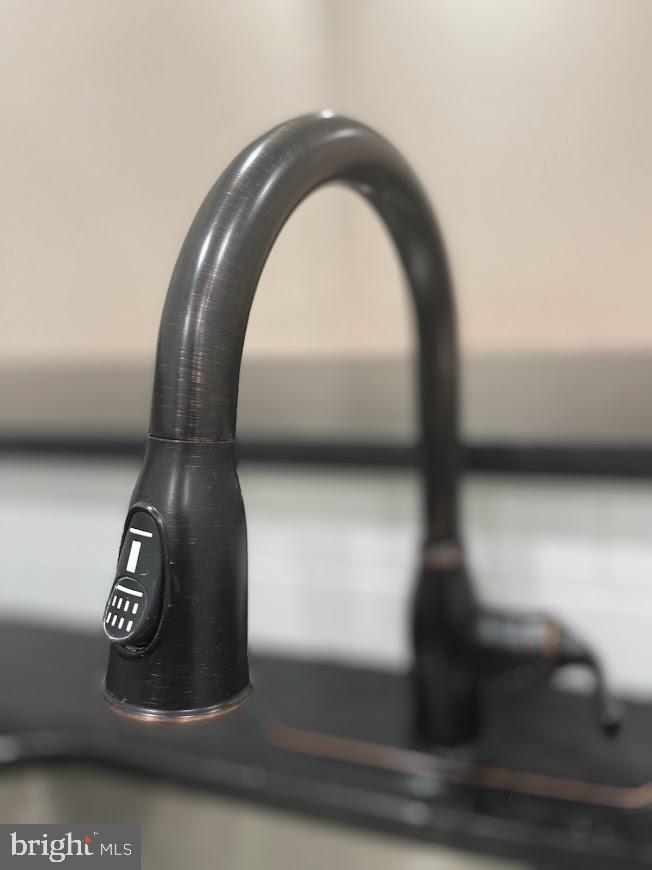 HARLEM PARK - Residential Lease