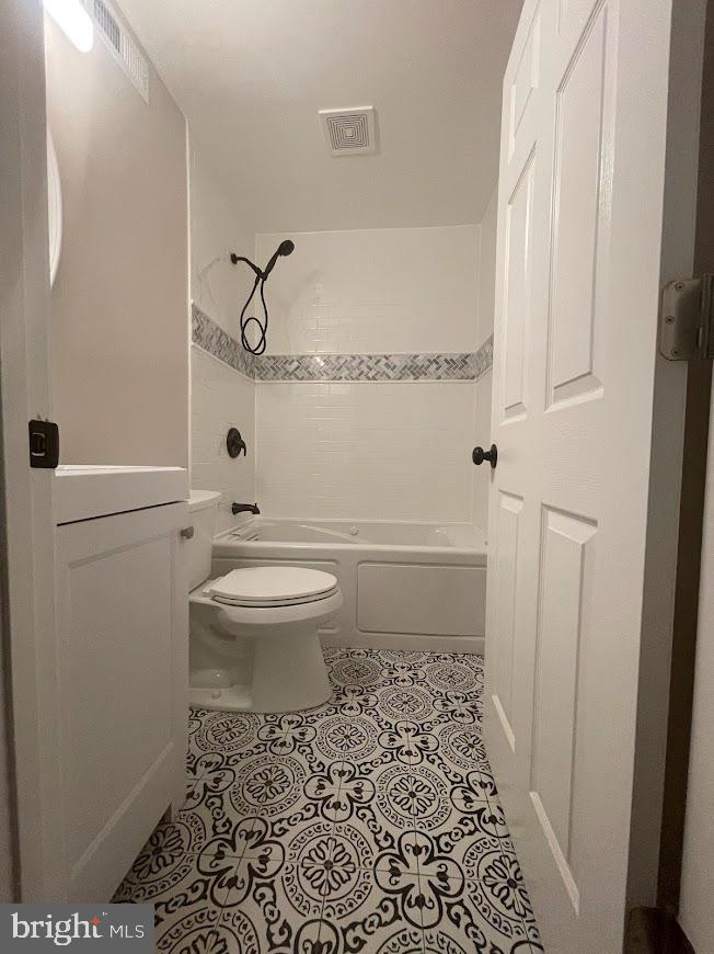 HARLEM PARK - Residential Lease