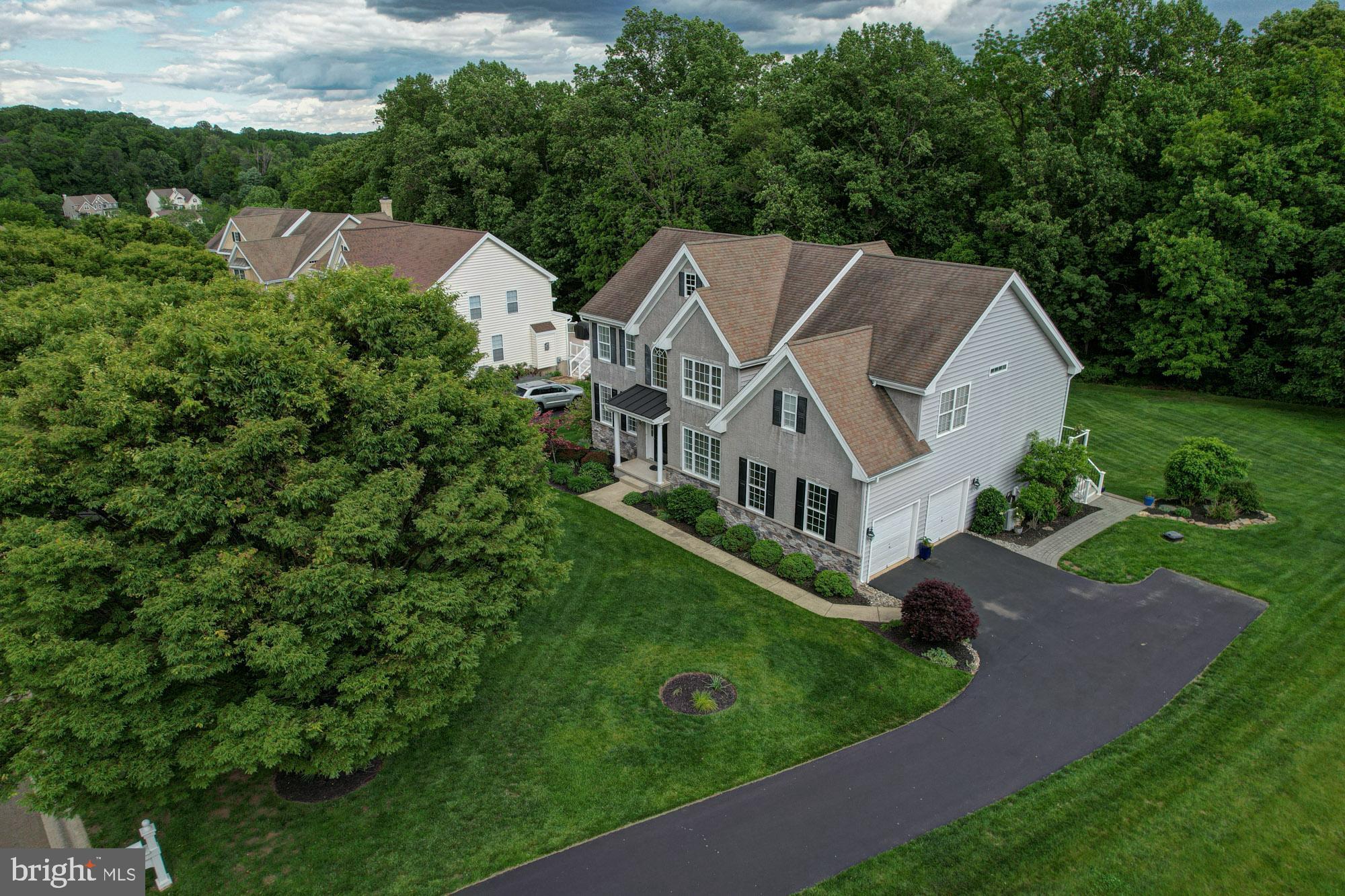 406 BOBS LANE