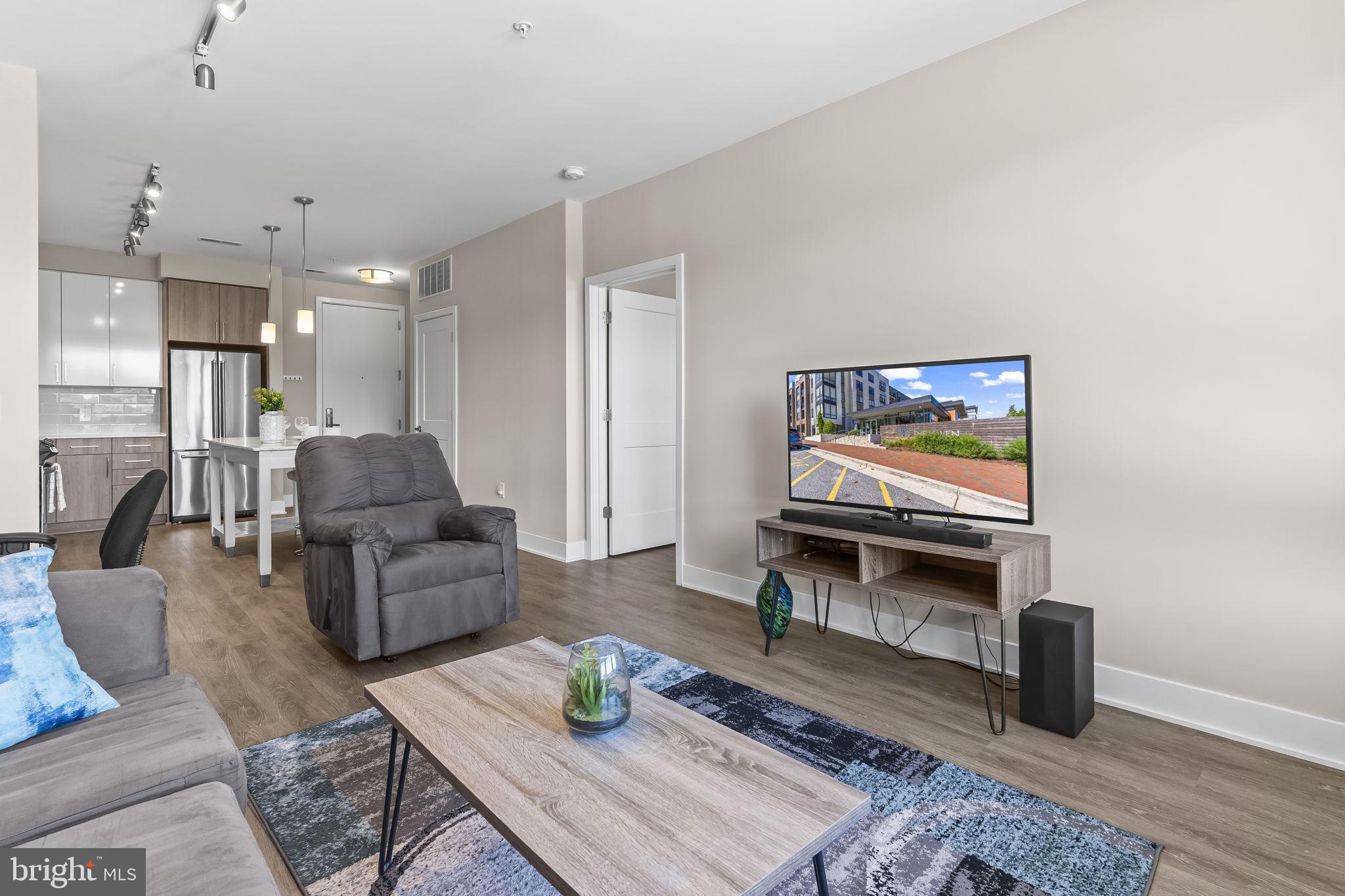 NATIONAL HARBOR - Residential