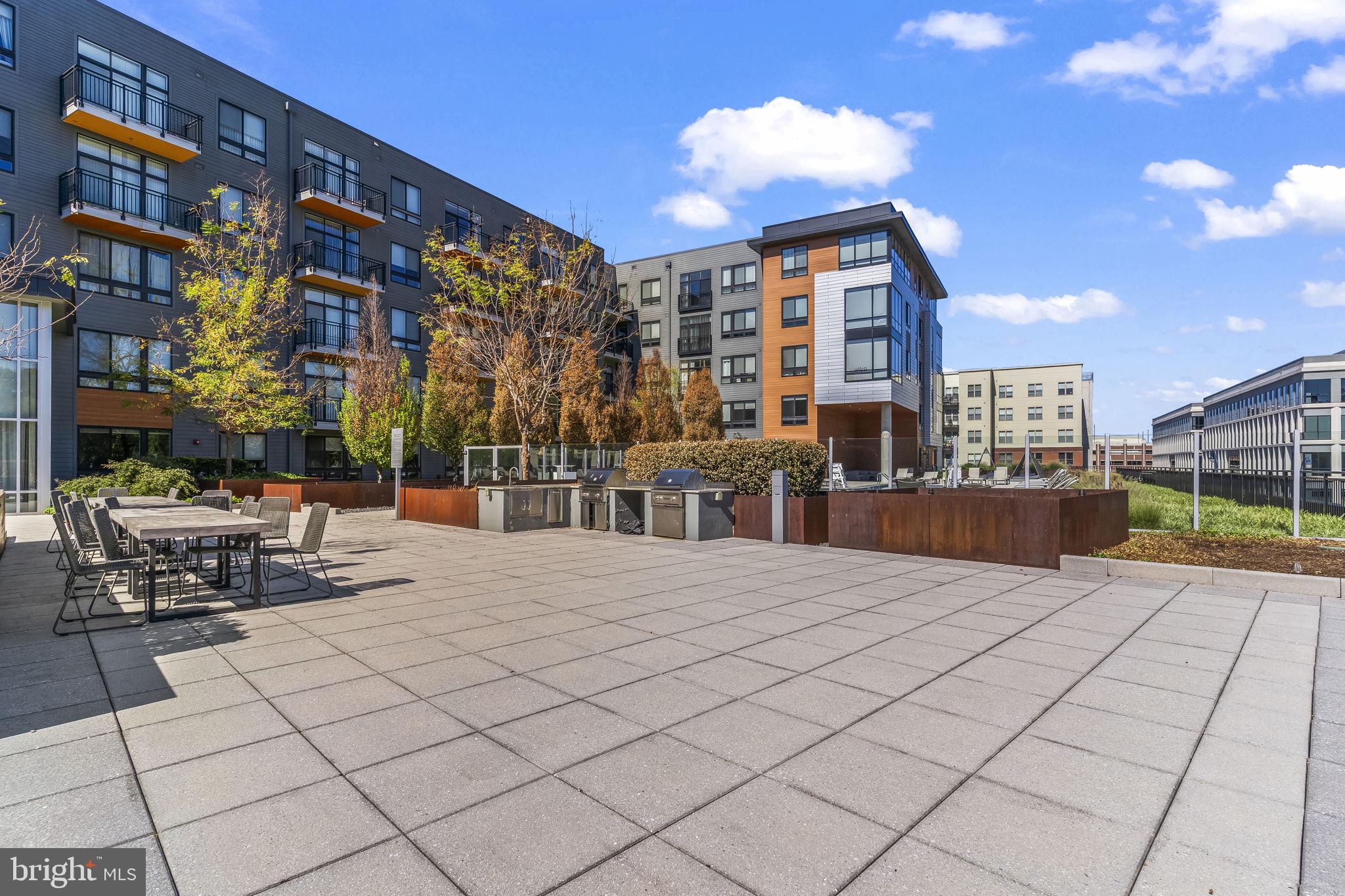 NATIONAL HARBOR - Residential