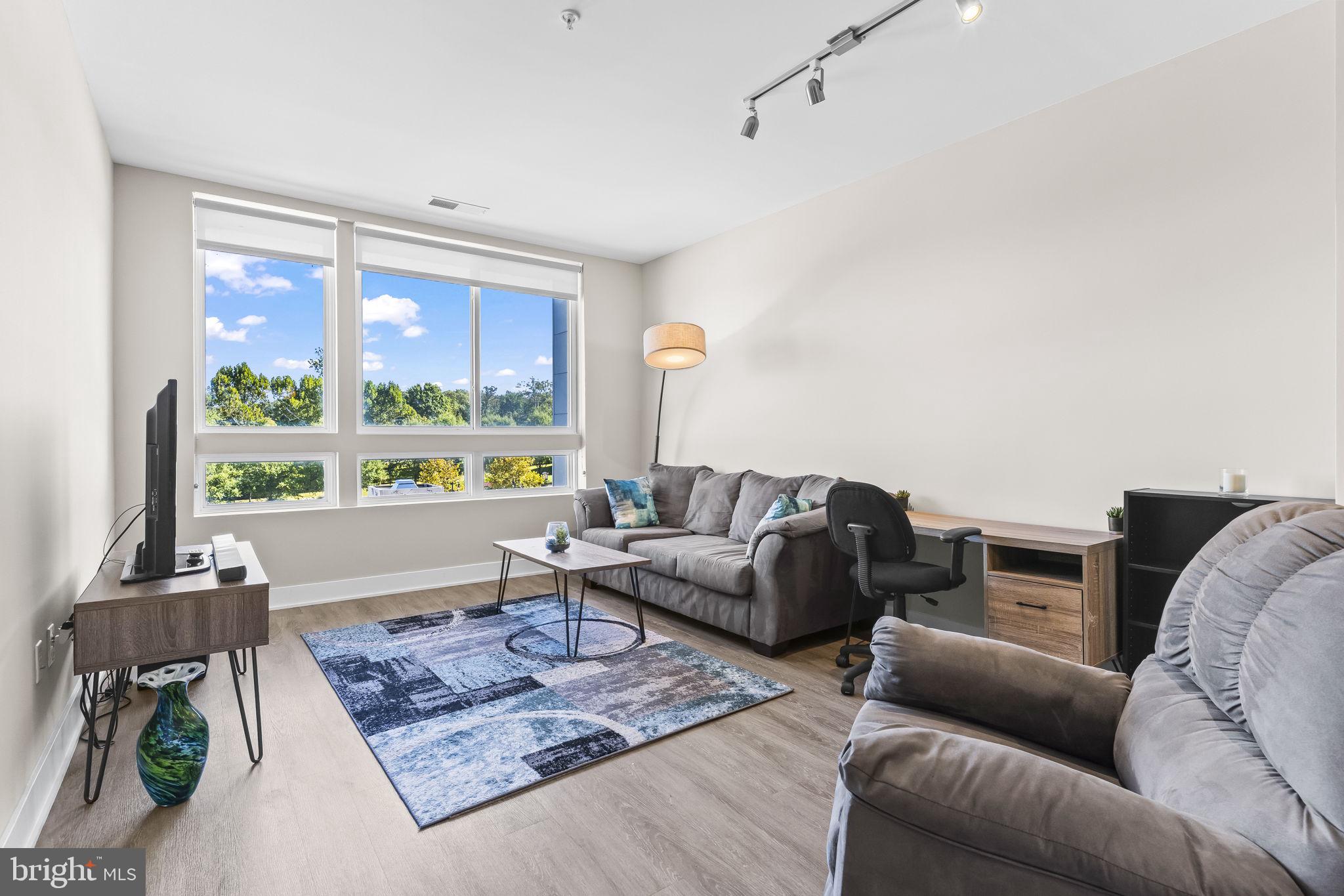 NATIONAL HARBOR - Residential