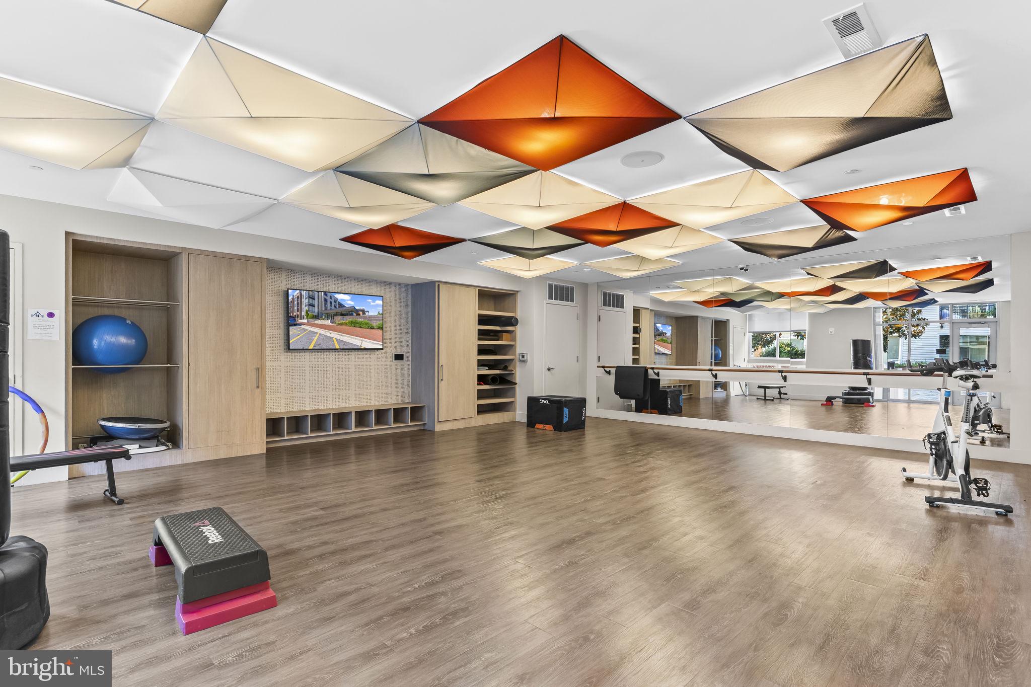 NATIONAL HARBOR - Residential