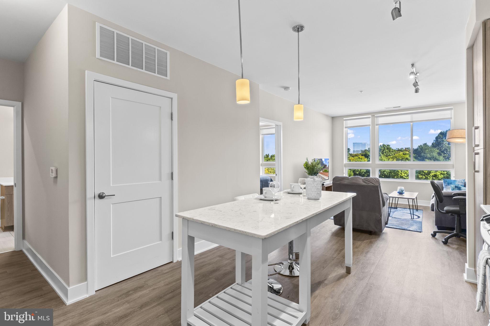 NATIONAL HARBOR - Residential