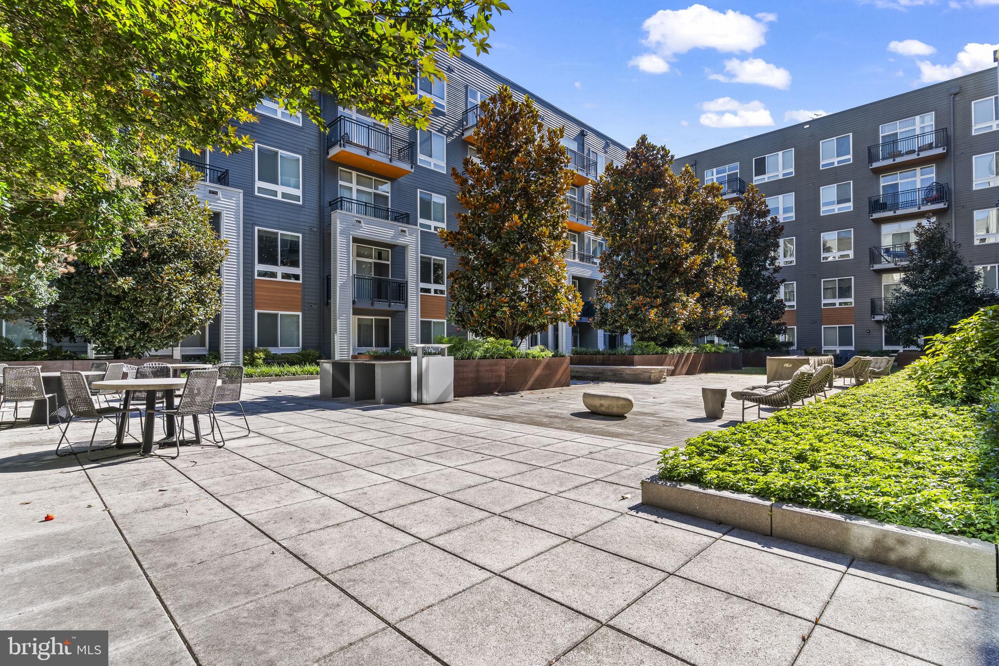 NATIONAL HARBOR - Residential