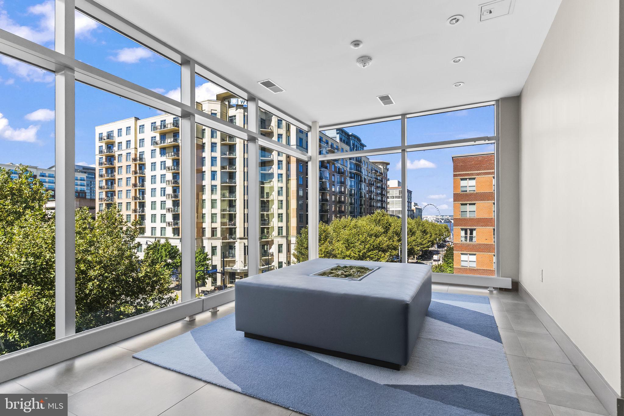 NATIONAL HARBOR - Residential