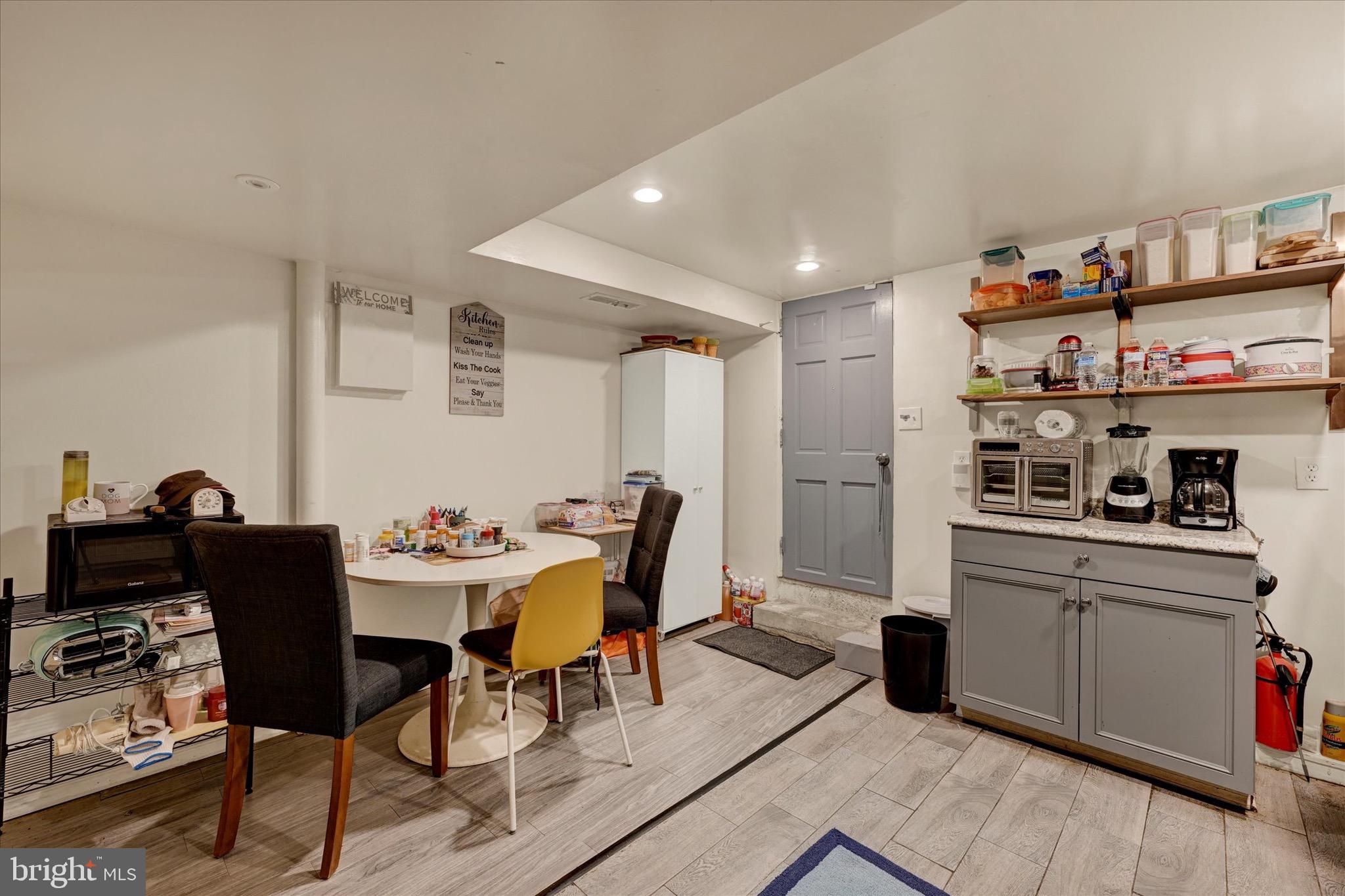 ARLINGTON - Residential