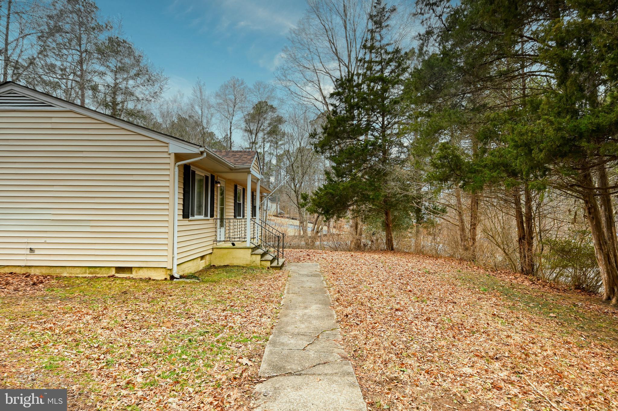 LAKE CAROLINE - Residential