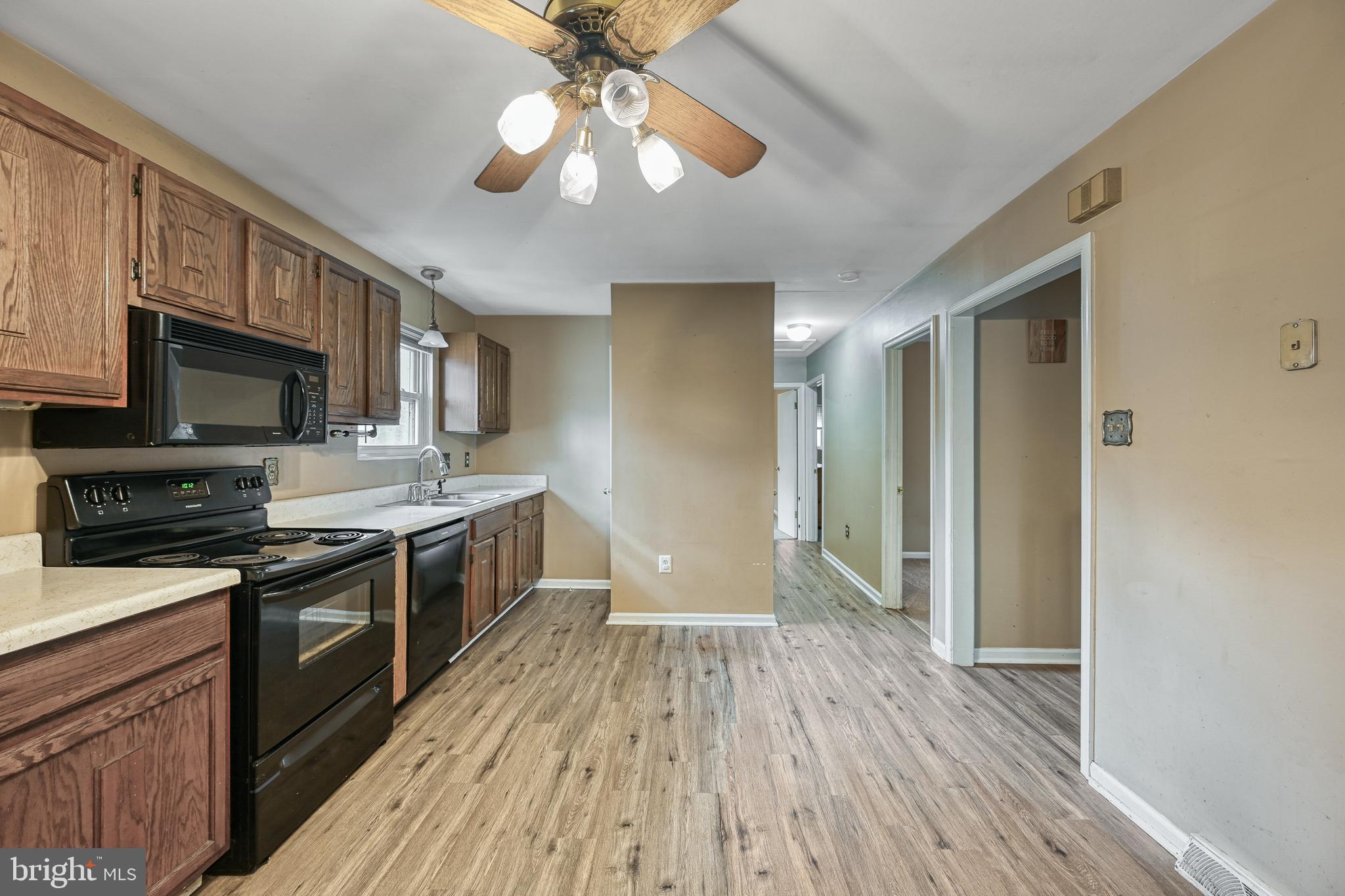 LAKE CAROLINE - Residential