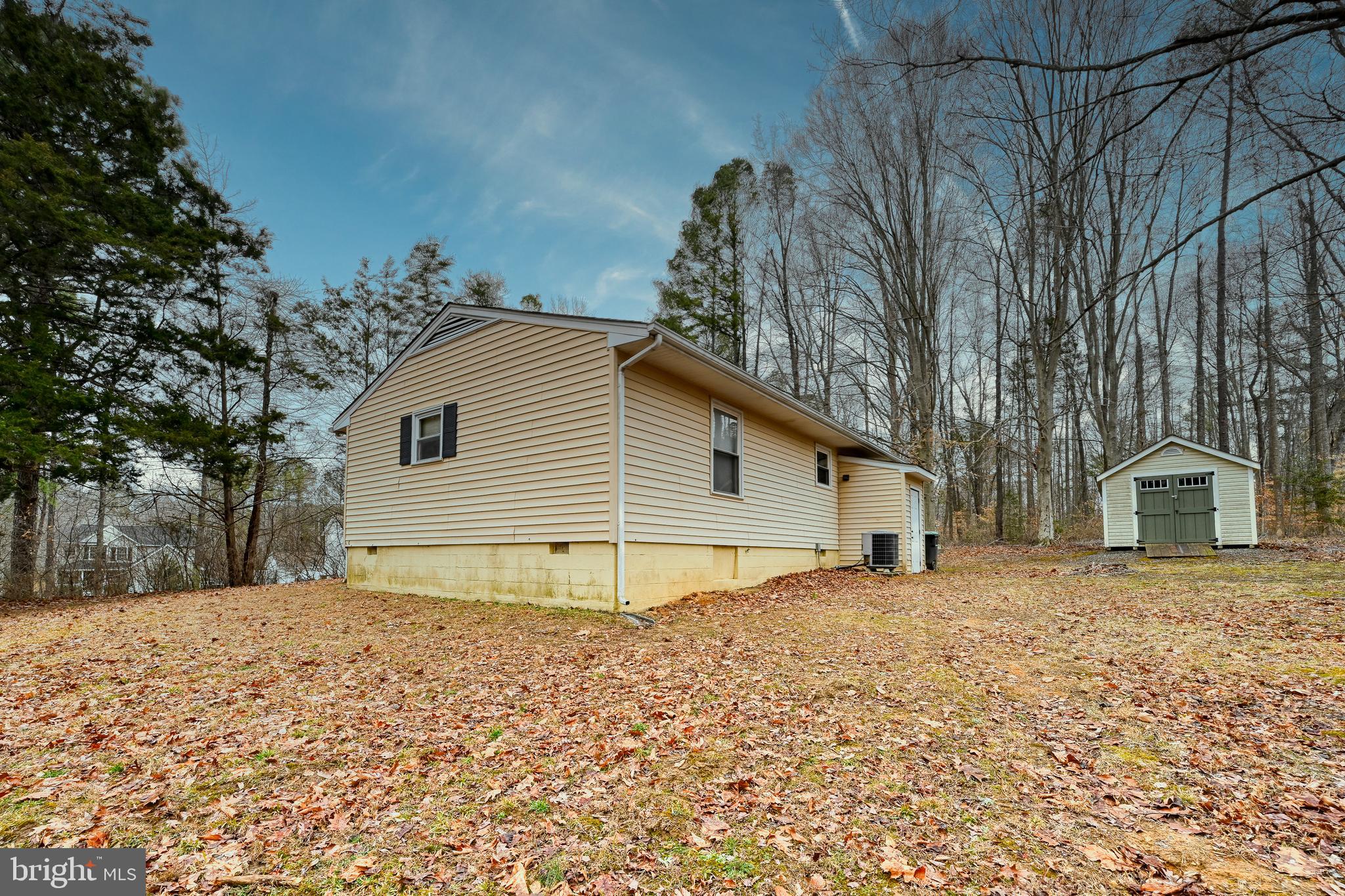 LAKE CAROLINE - Residential