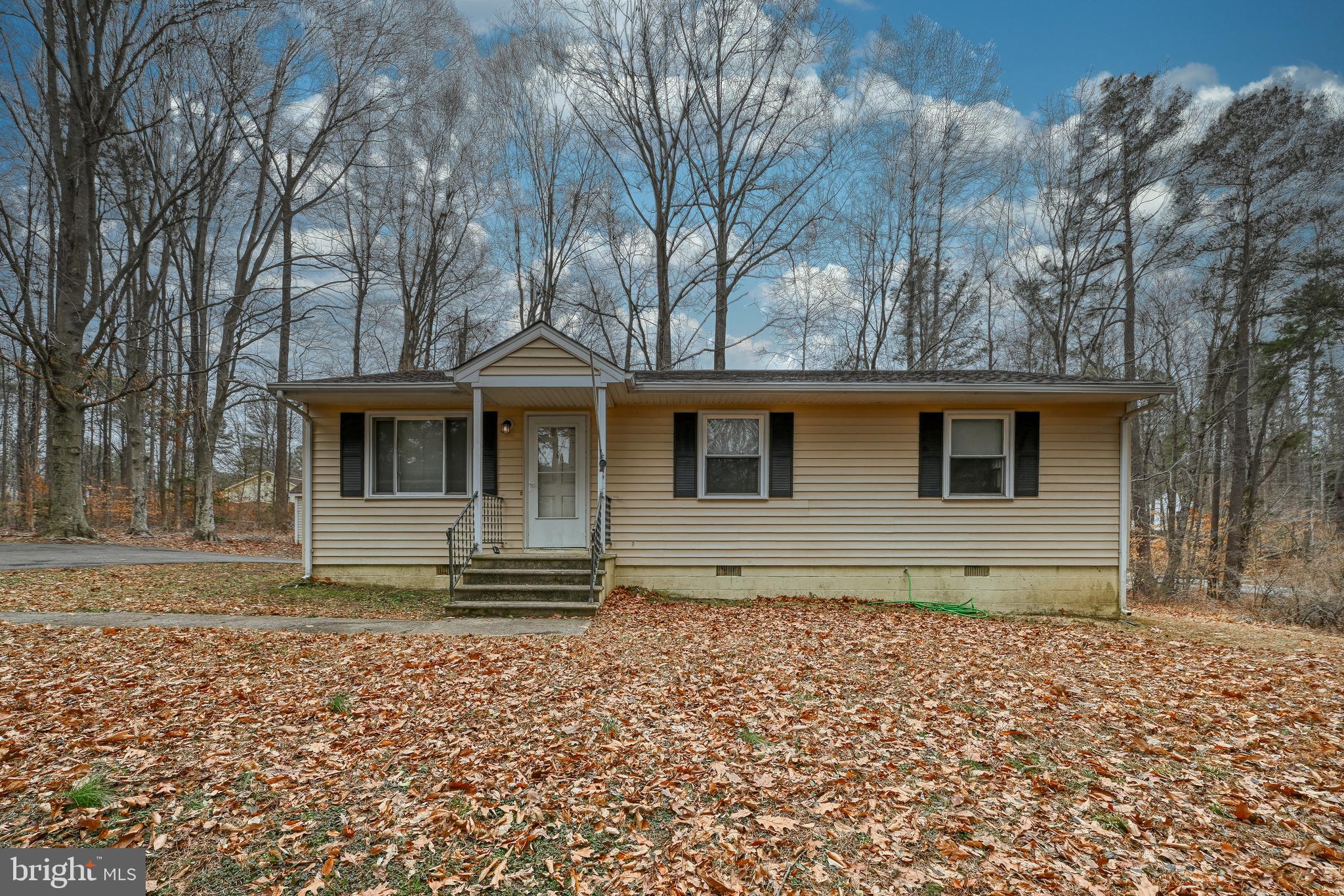 417 LAKE CAROLINE DRIVE