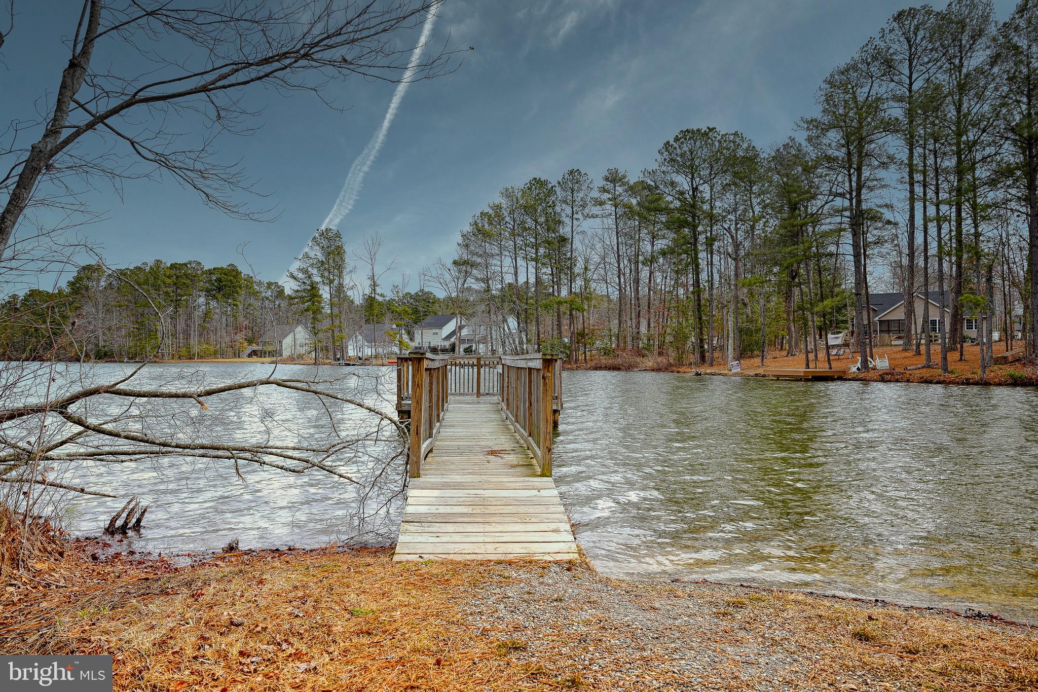 LAKE CAROLINE - Residential