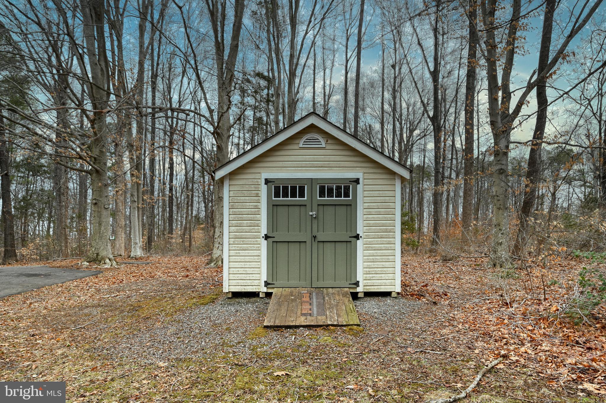 LAKE CAROLINE - Residential