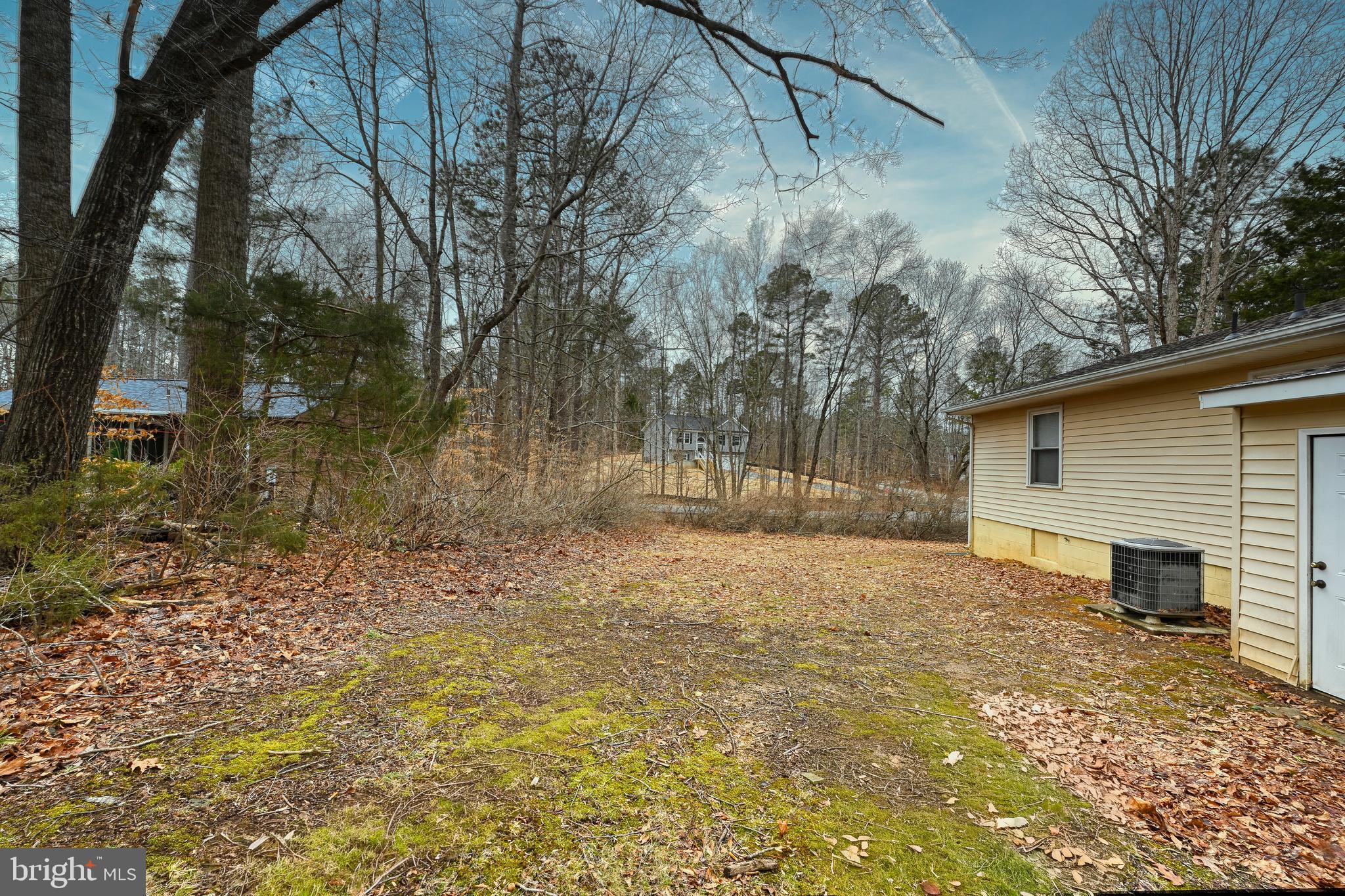 LAKE CAROLINE - Residential