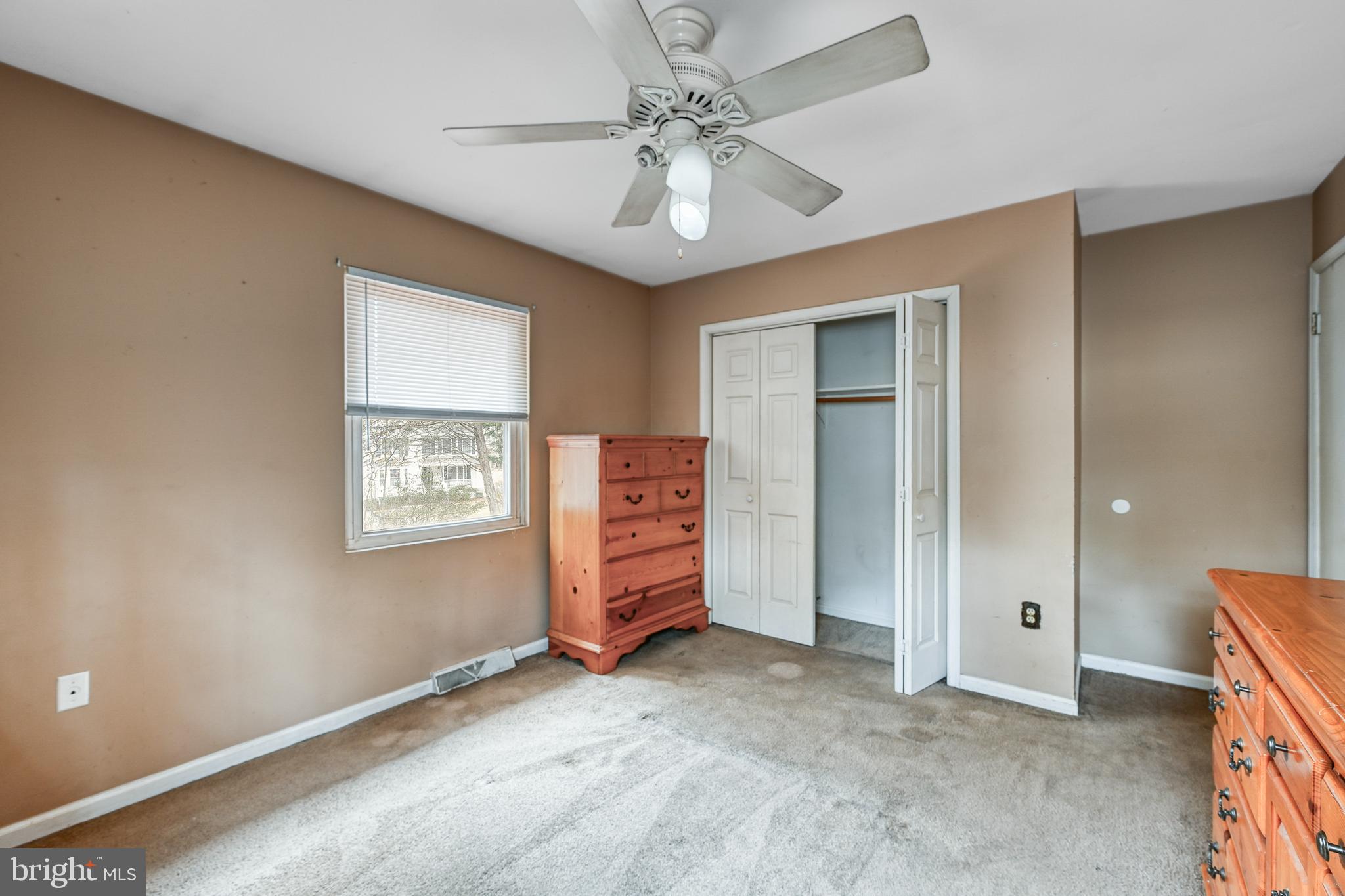 LAKE CAROLINE - Residential